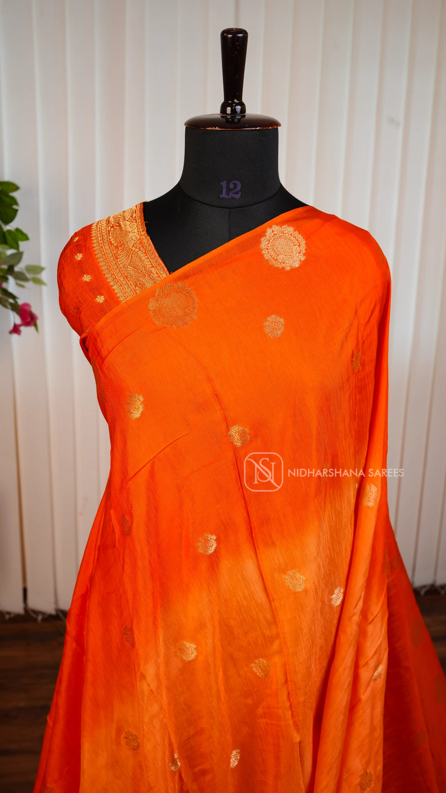 Linen Viscose With Zari Butta And Dual Shade Concept
