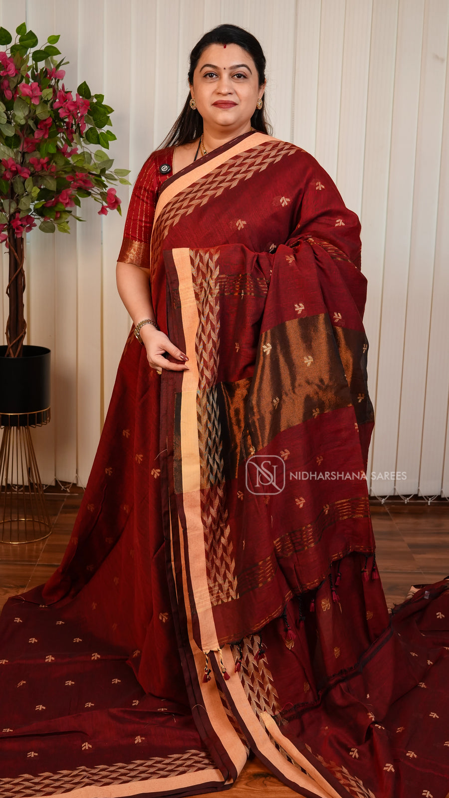 Bengal Cotton With Thread Weaving Concept