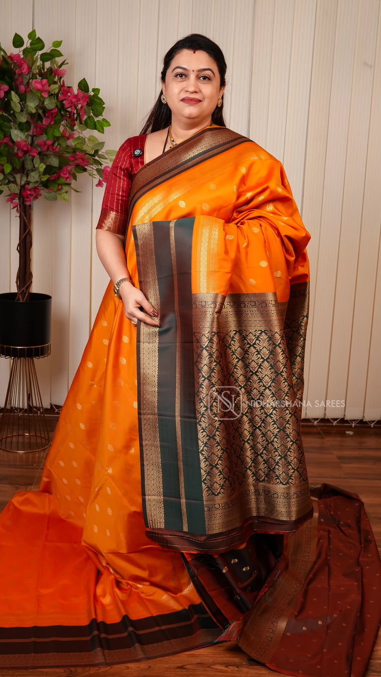 Semi Soft Silk With Zari Butta And Contrast Gap Style Zari Border