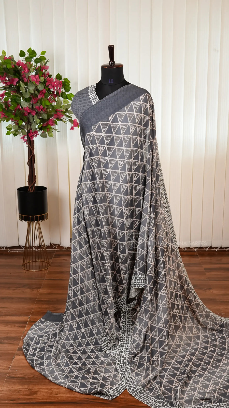 Semi Georgette With Embroidery Sequins Cut Work Border