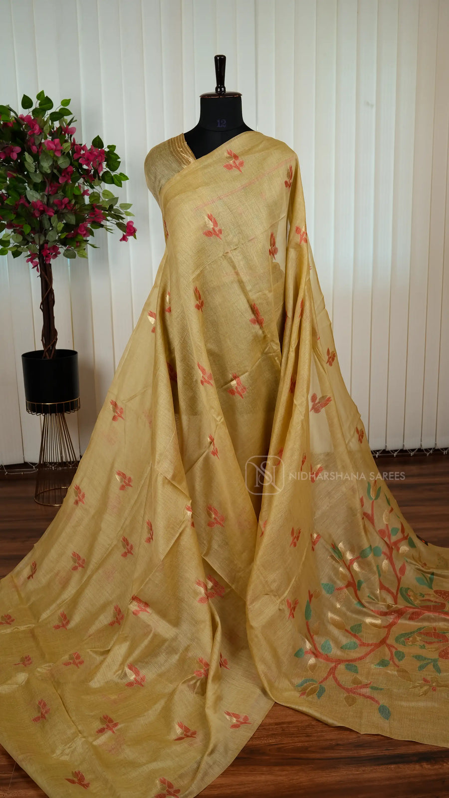 Munga Cotton With Zari Weaving Concept