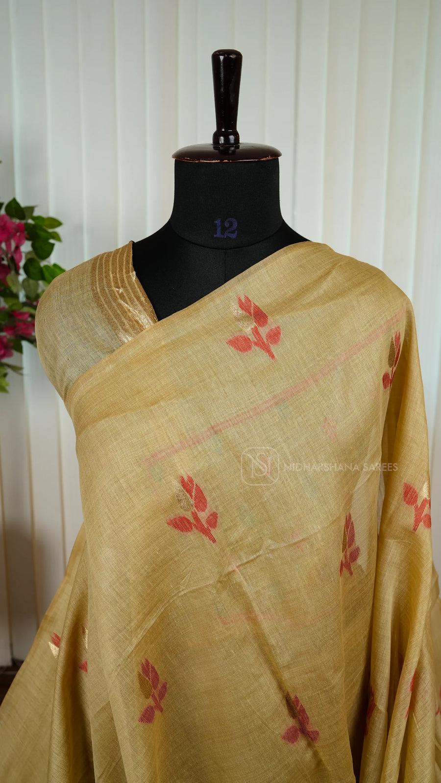 Munga Cotton With Zari Weaving Concept