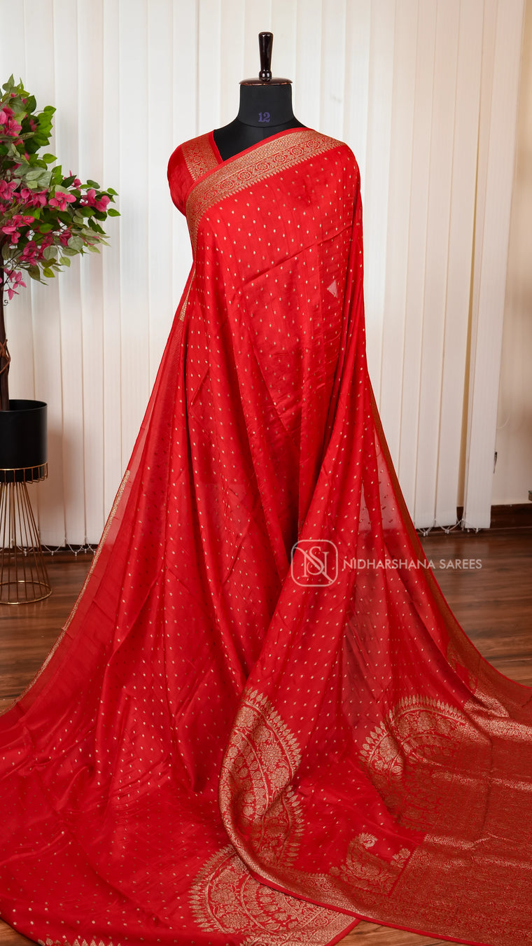 Premium Tussar With Matte Zari Concept