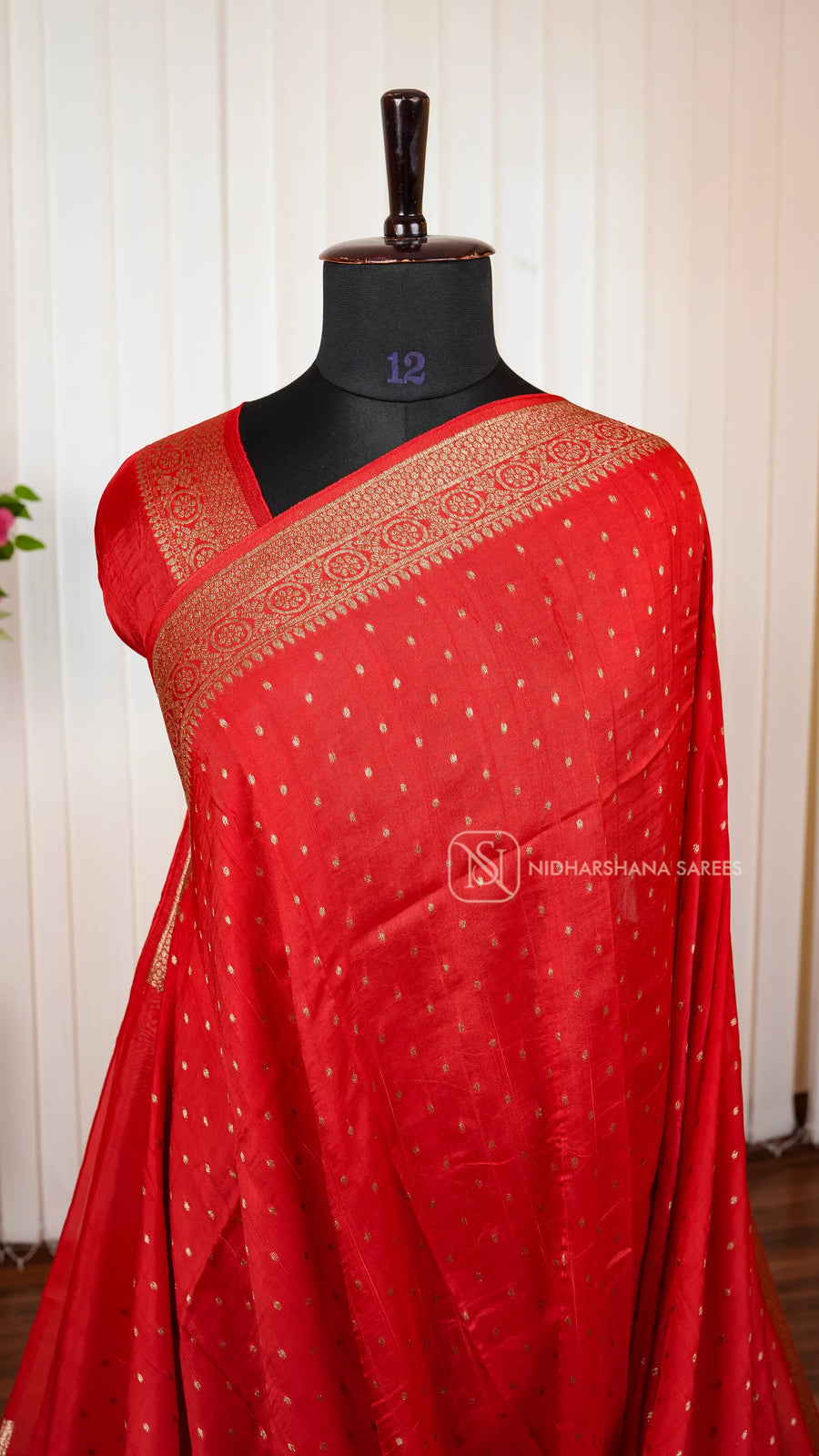 Premium Tussar With Matte Zari Concept