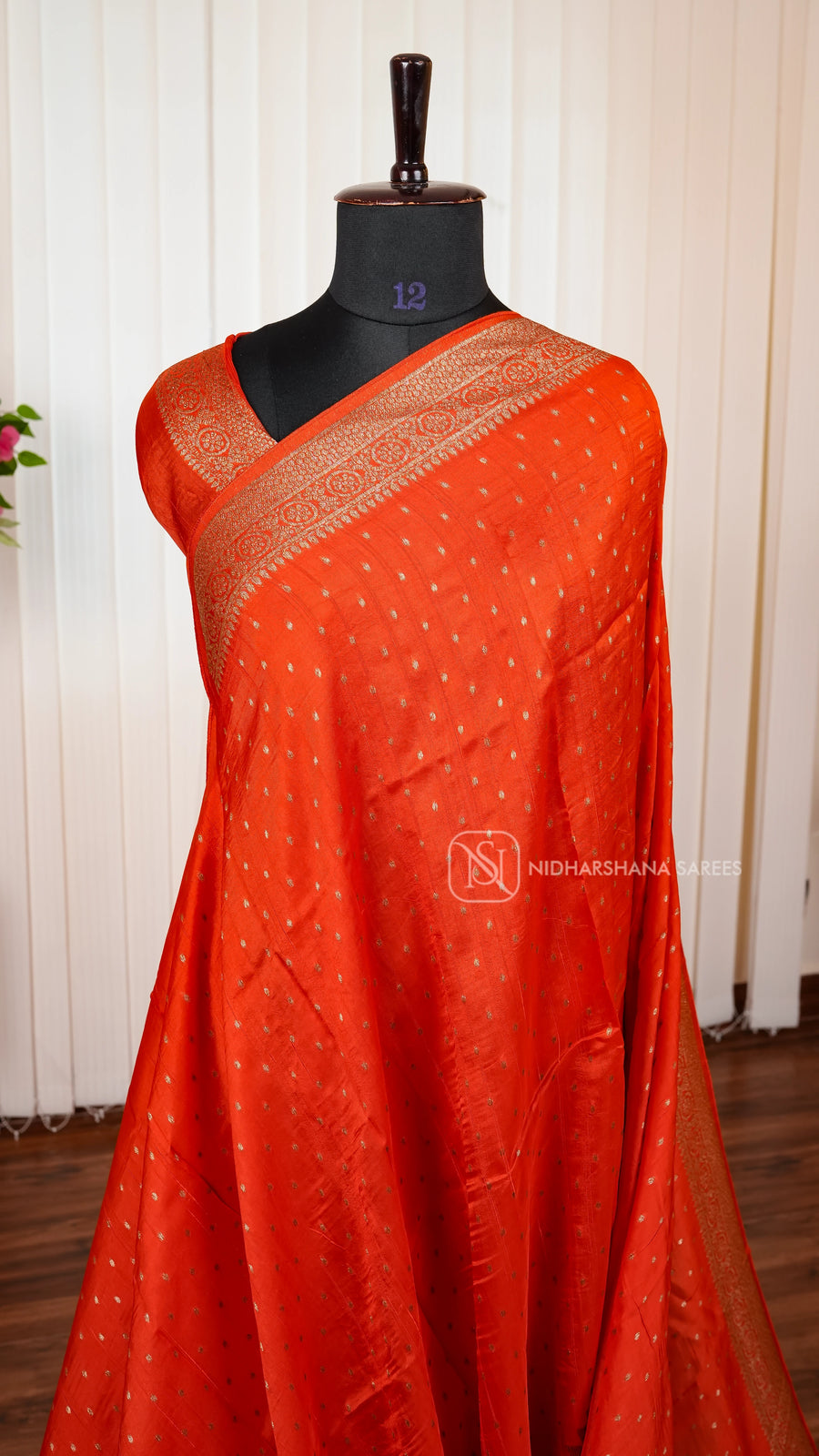 Premium Tussar With Matte Zari Concept