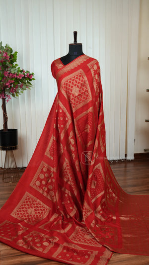 Premium Tussar With Matte Zari Concept
