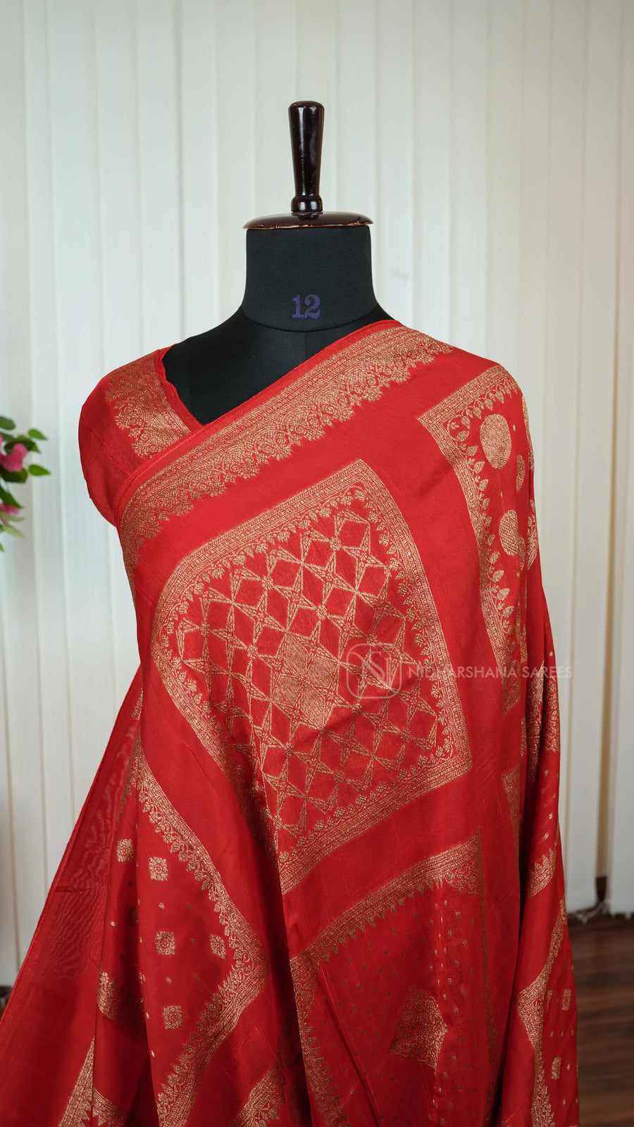 Premium Tussar With Matte Zari Concept