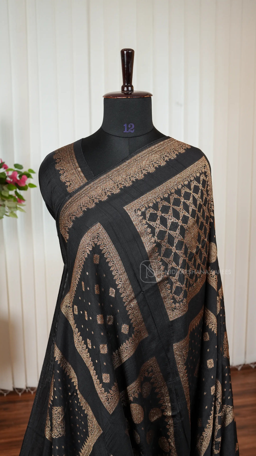 Premium Tussar With Matte Zari Concept