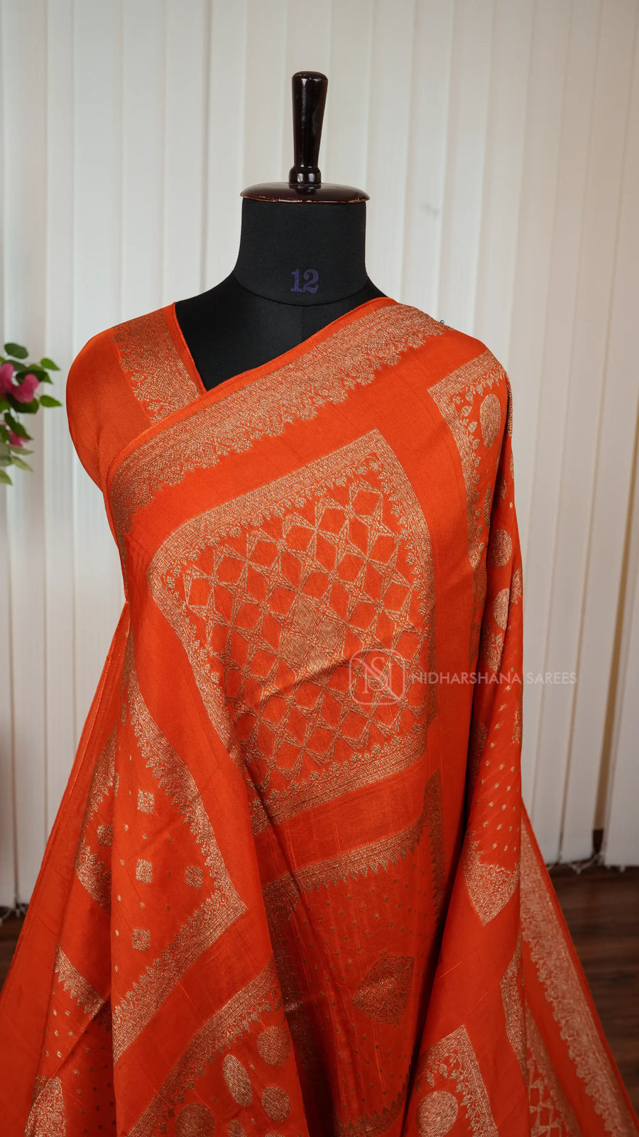 Premium Tussar With Matte Zari Concept