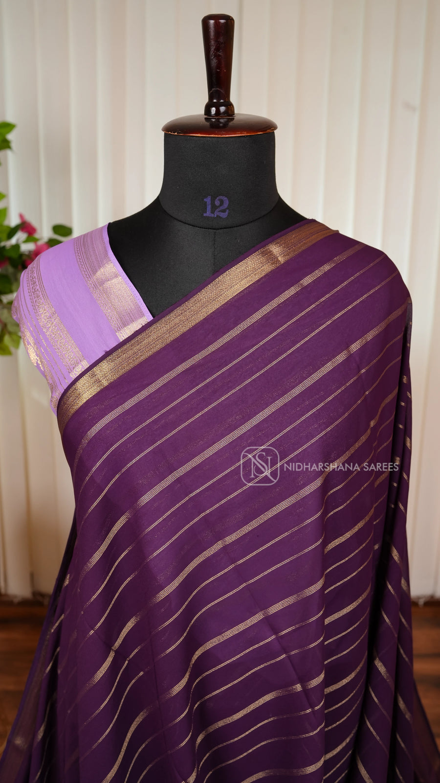 Semi Crepe With Zari Lines And Contrast Gap Style Zari Border