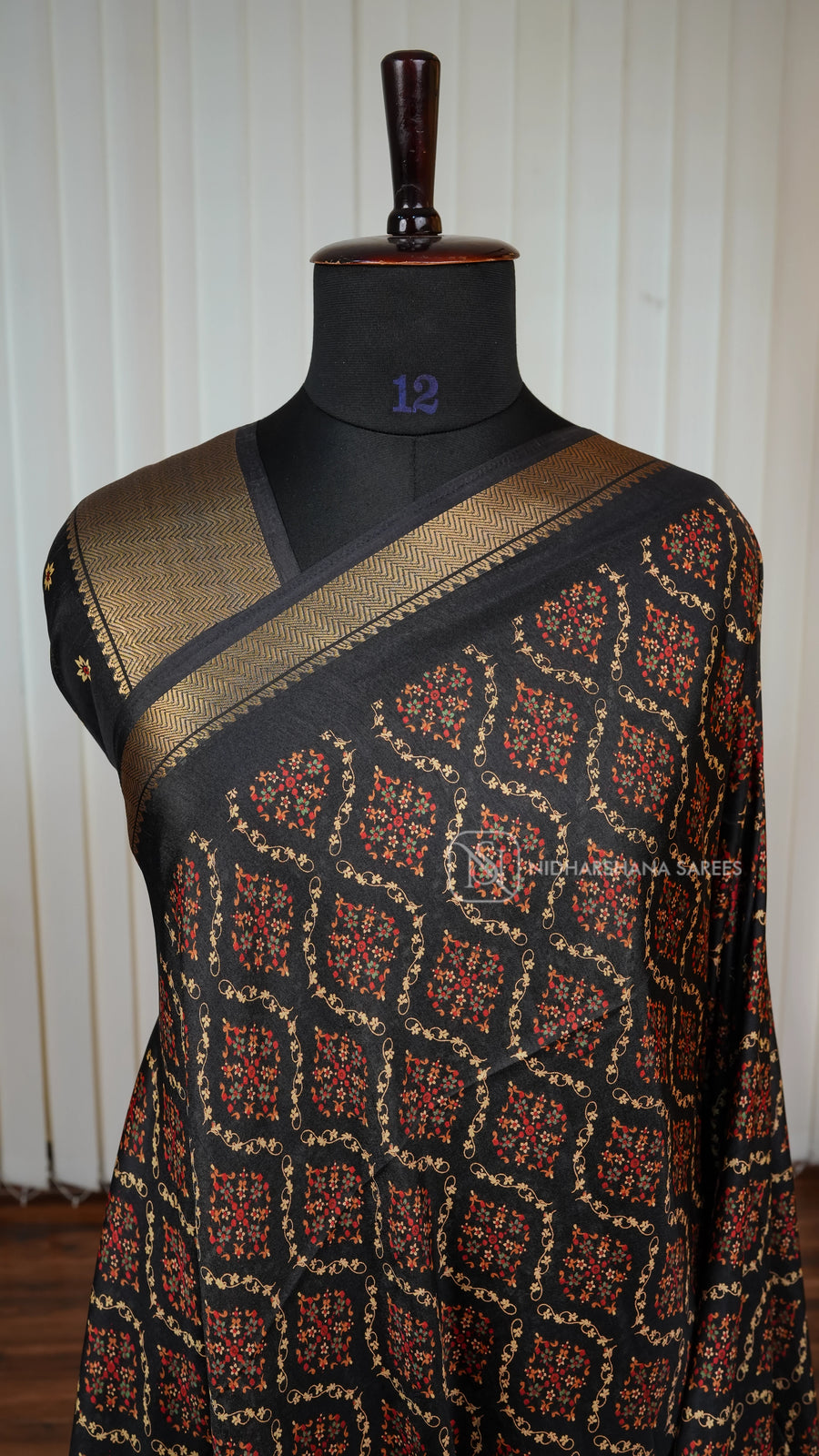 Semi Dola With Floral Digital Print And Zari Border