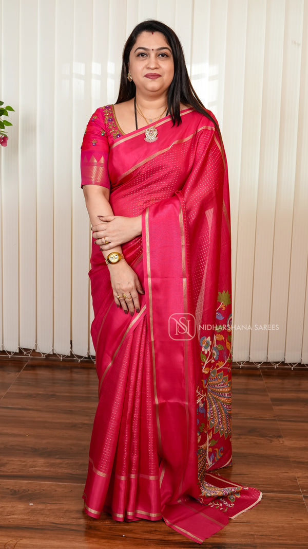 Dola Saree With  Zari Lines And Floral Digital Print Pallu