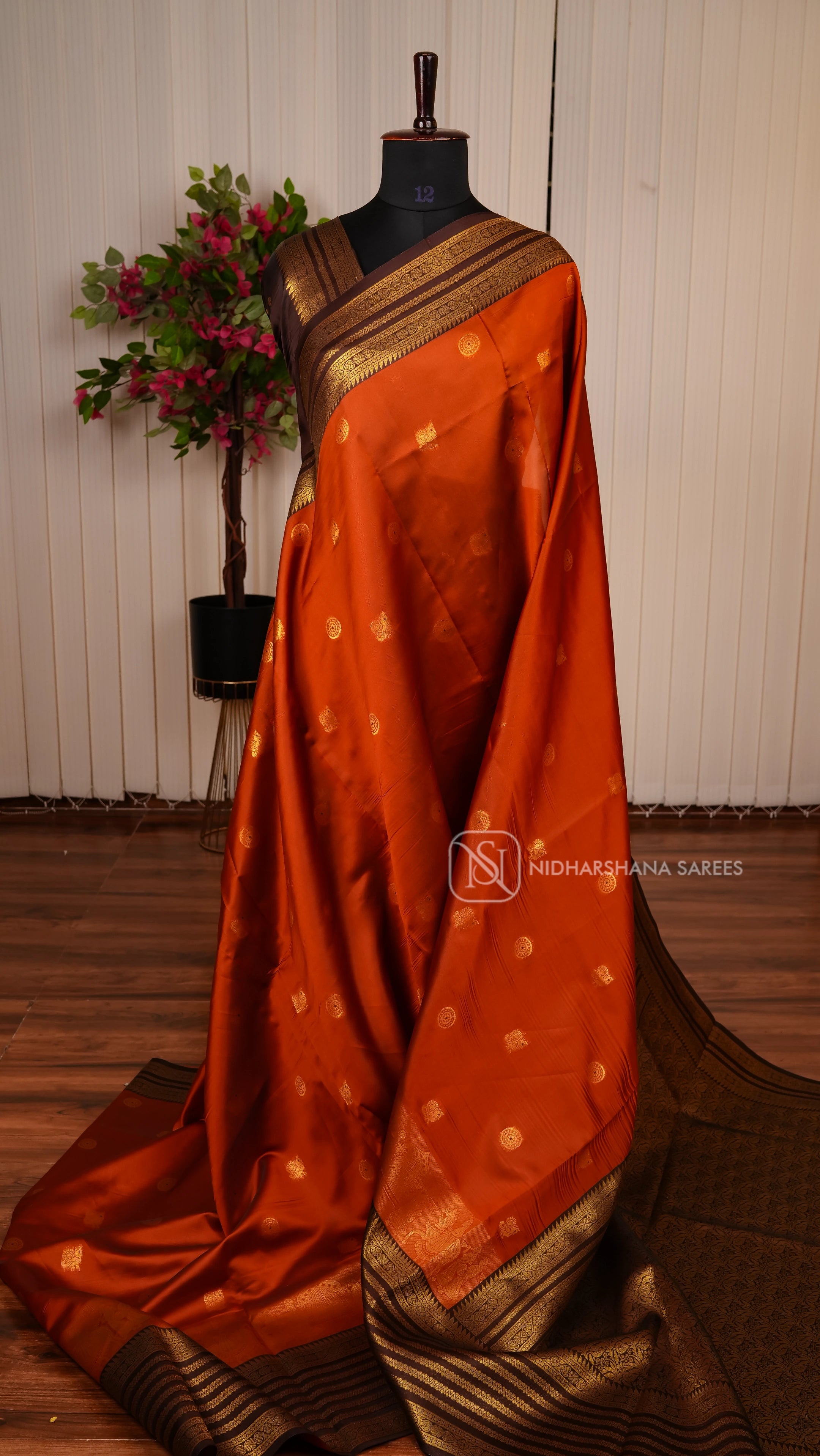 Semi Silk With Zari Butta And Contrast Zari Border