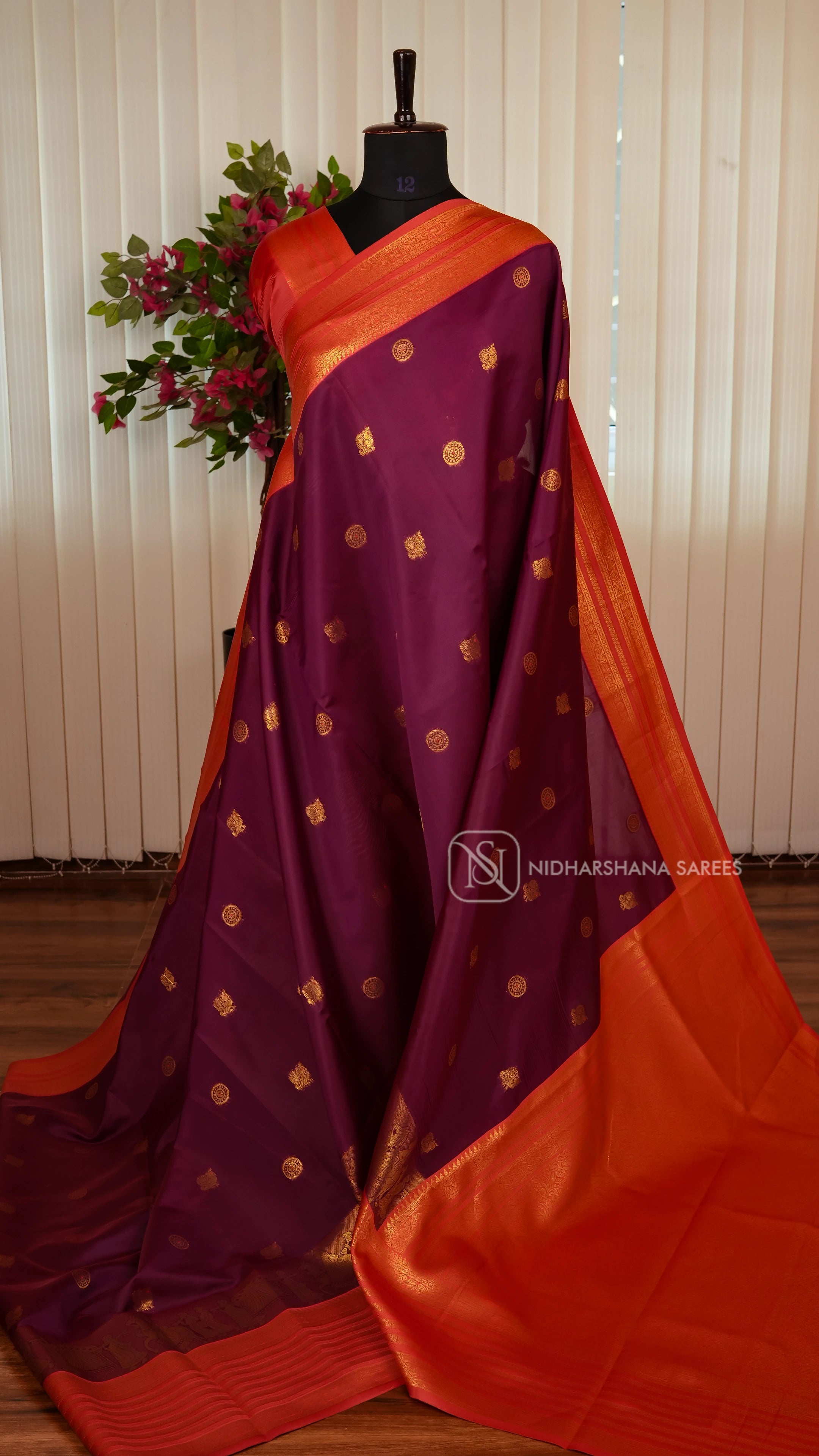 Semi Silk With Zari Butta And Contrast Zari Border
