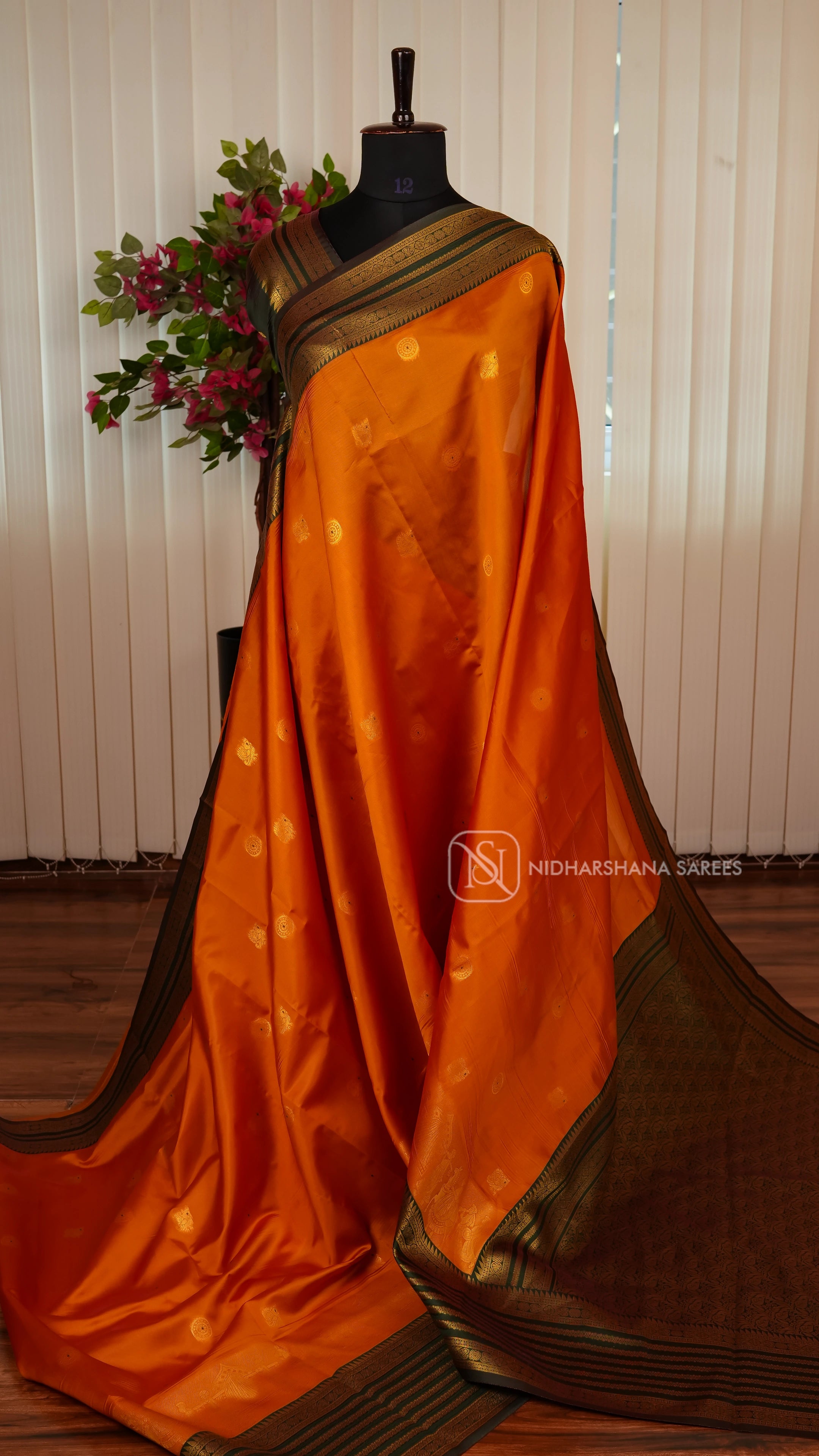 Semi Silk With Zari Butta And Contrast Zari Border