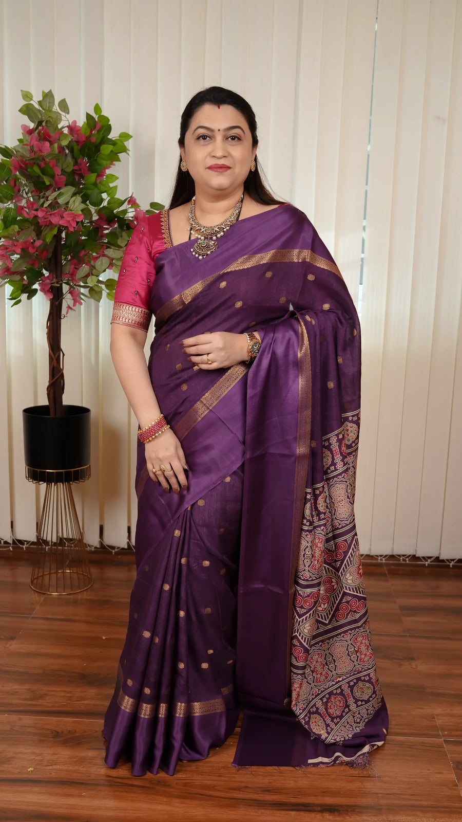 Tussar Georgette Saree With Zari Butta And Ajarak Printed Pallu