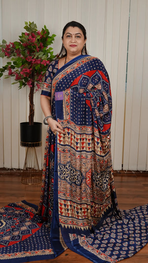 Semi Satin Silk With Bandhini Print Concept