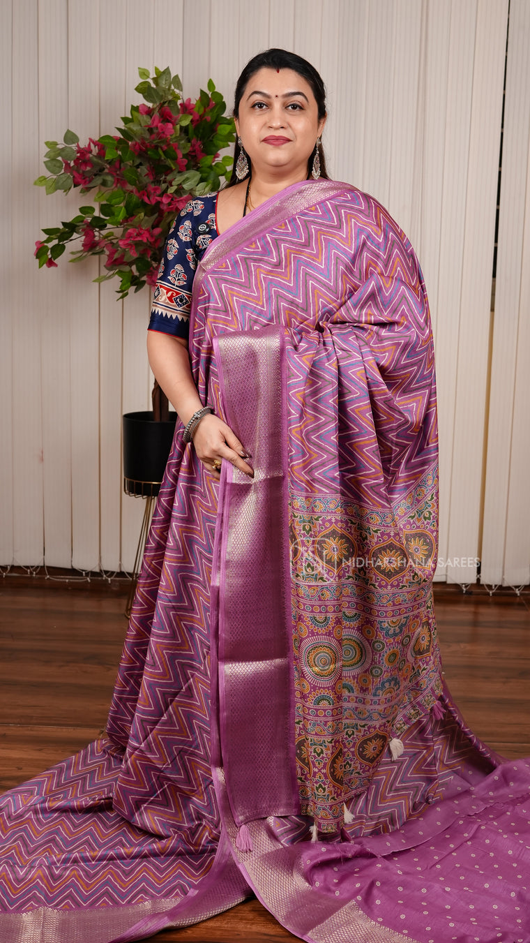 Semi Dola With Zig Zag Print And Zari Border