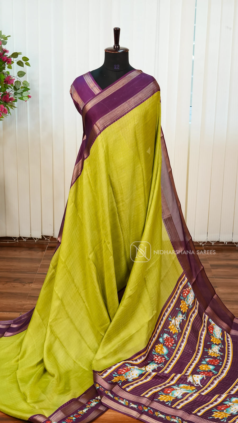 Muslin Georgette With Zari Check And Pichwai Print Gap Style Zari Border