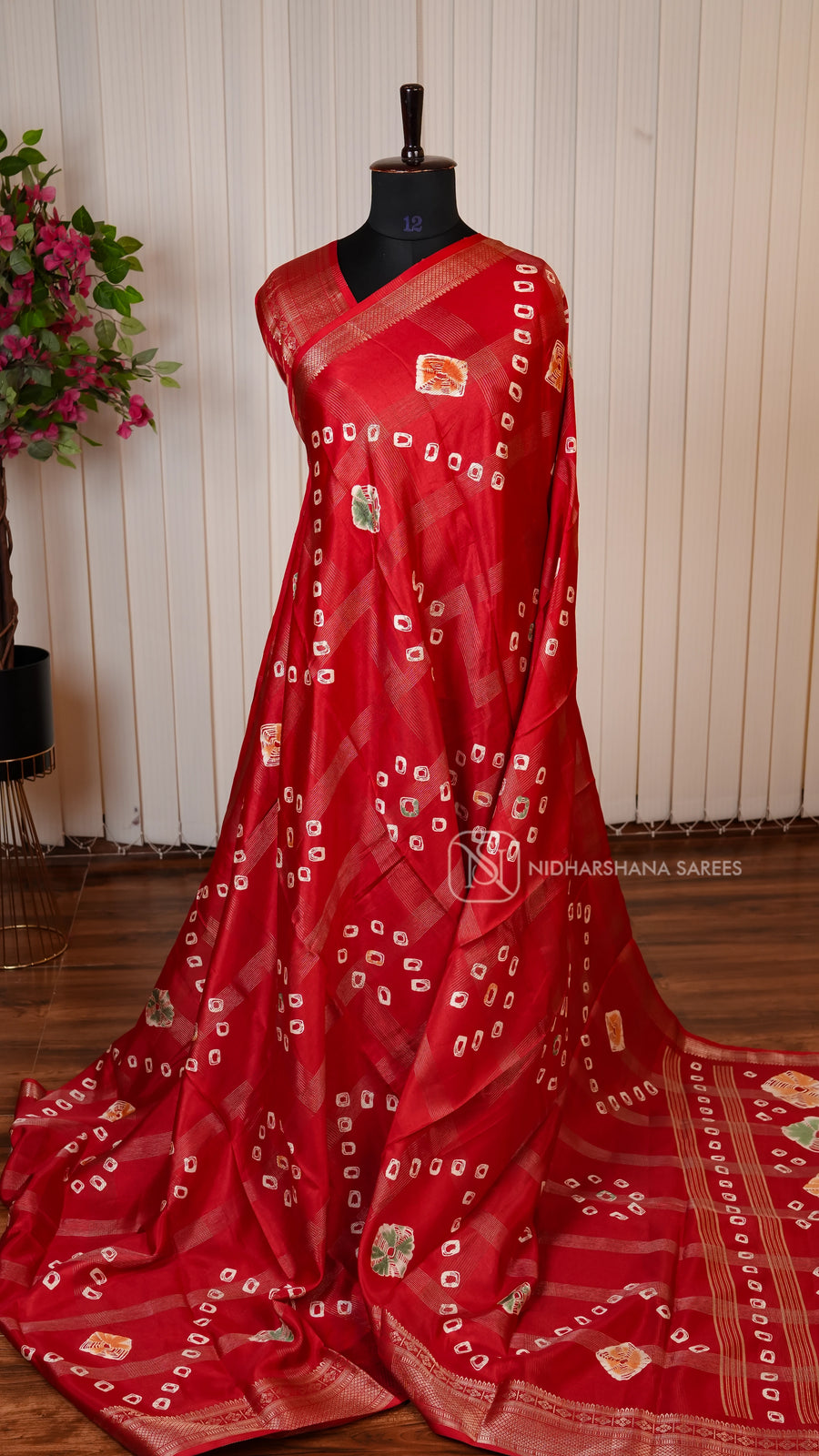 Semi Dola With Zari Lines And Digital Print