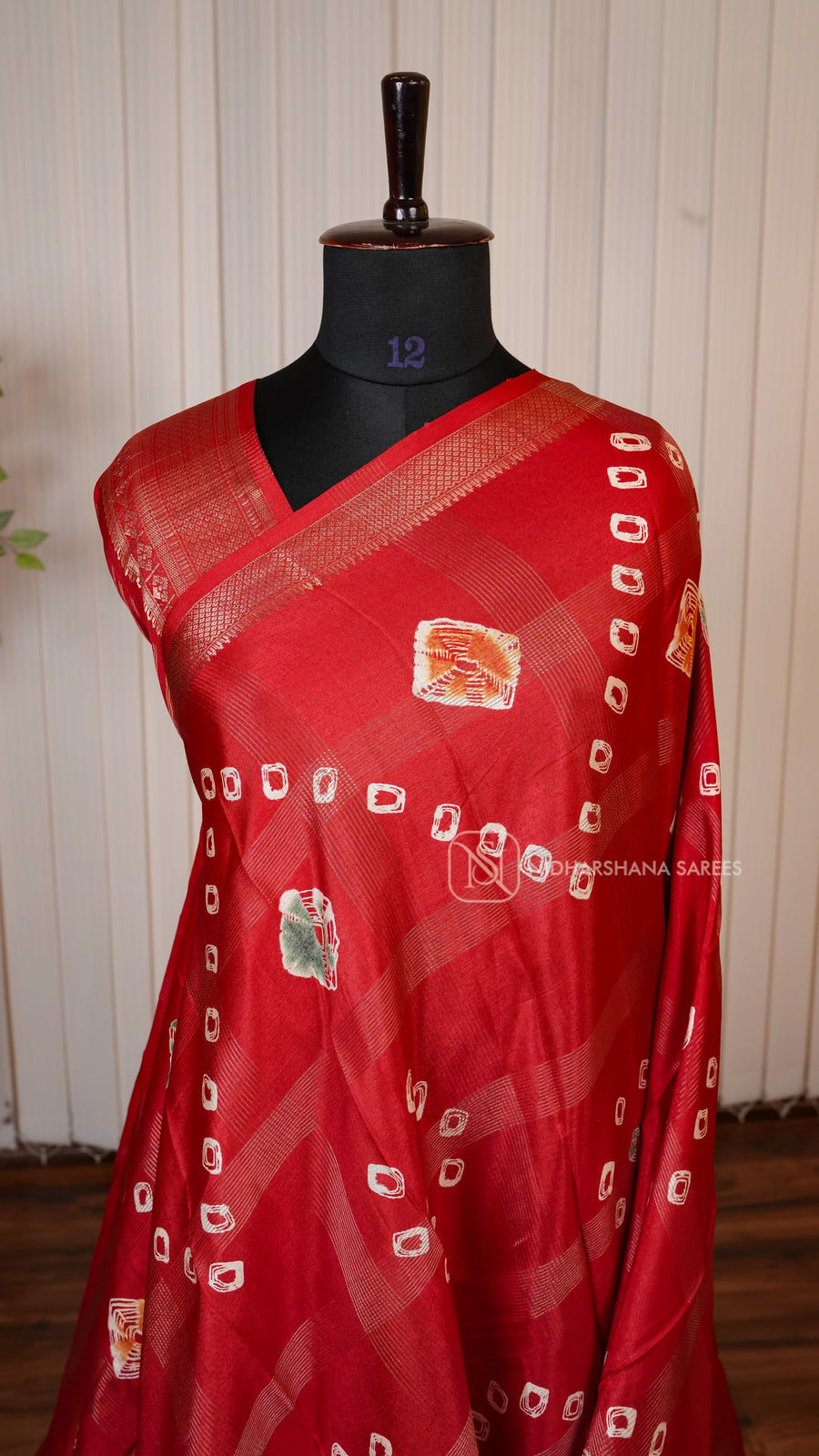 Semi Dola With Zari Lines And Digital Print