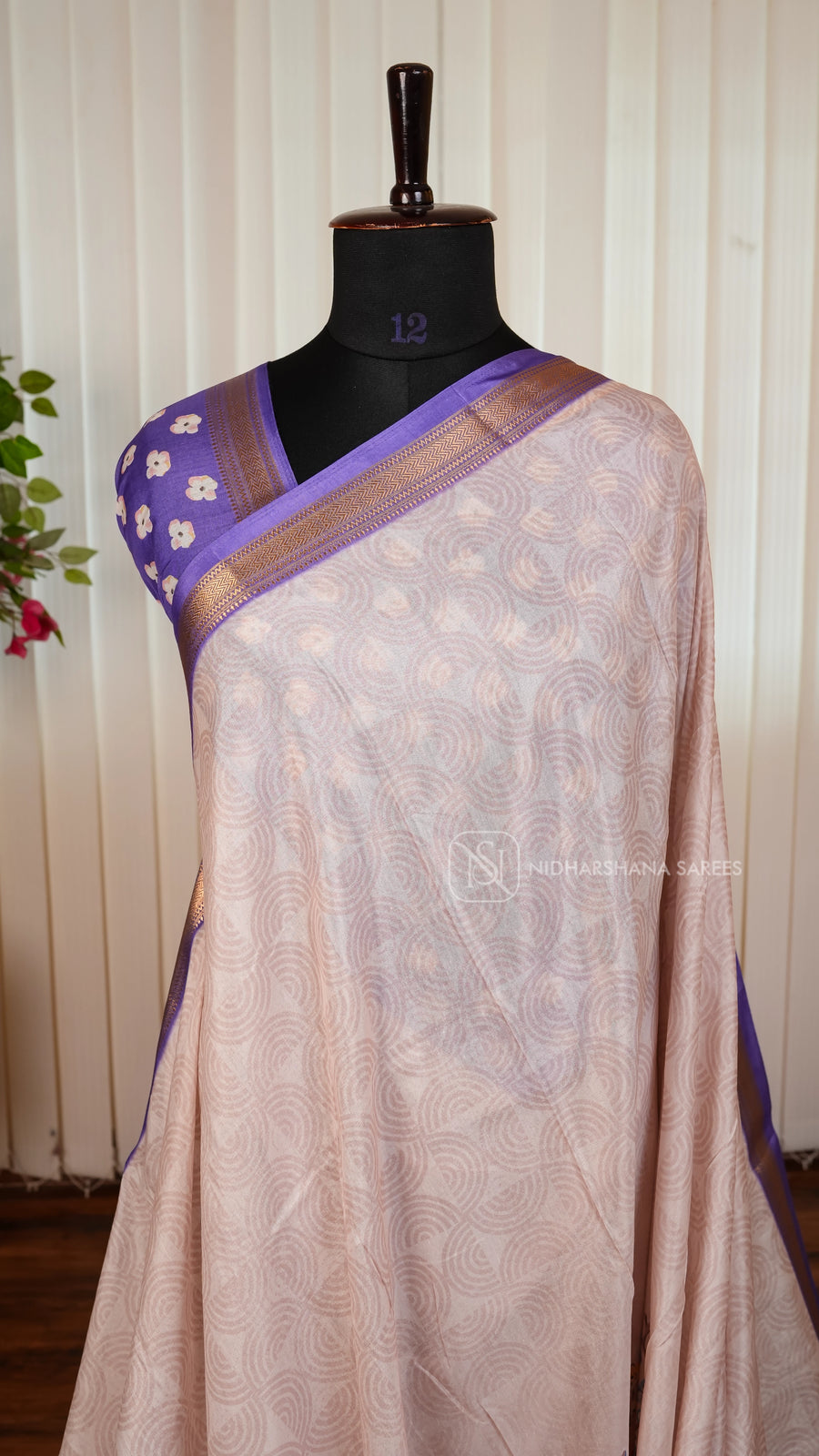 Mix cotton With Sparrow Digital Print And Contrast Zari Border