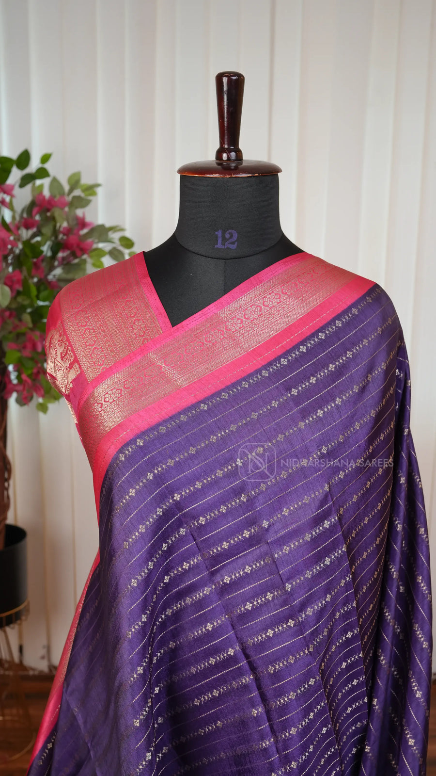 Semi Uppada With Elephant Weaving Contrast Border