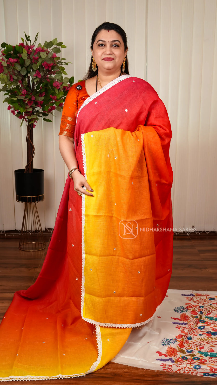 Linen Cotton With Dual Shade And Mirror Work Concept