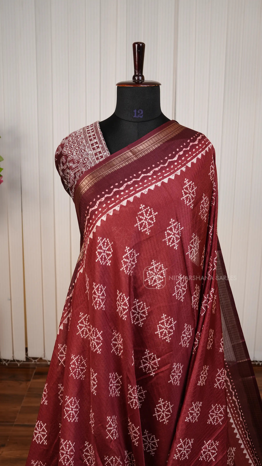 Semi Dola With Digital Print Butta And Zari Border
