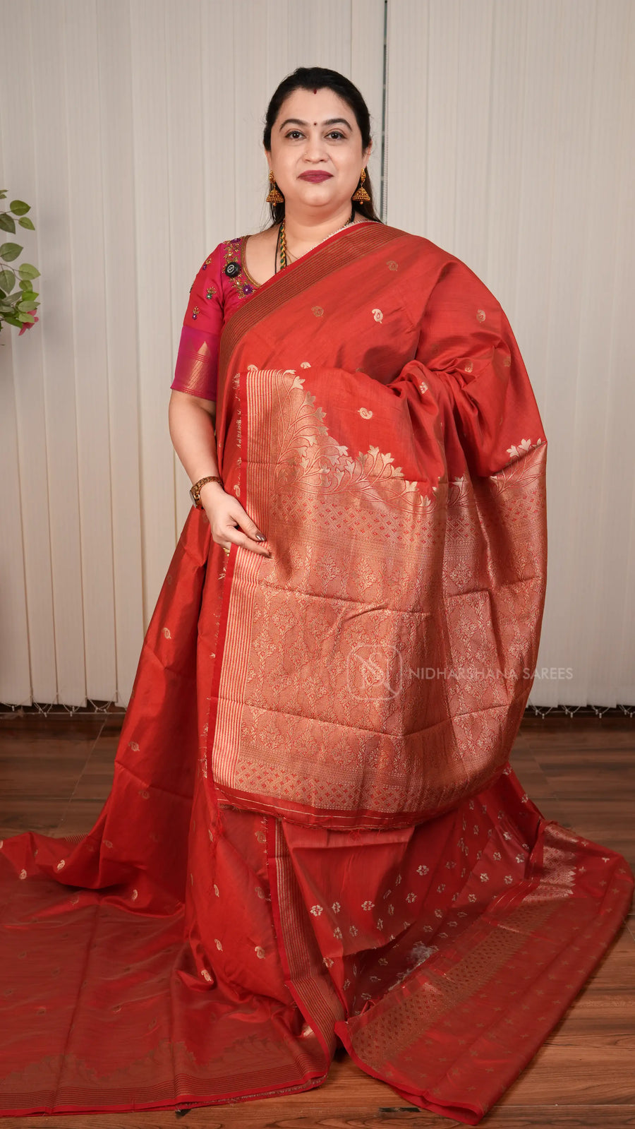 Semi Tussar Silk Saree With Mango Motif Butta And Turning Border Concept