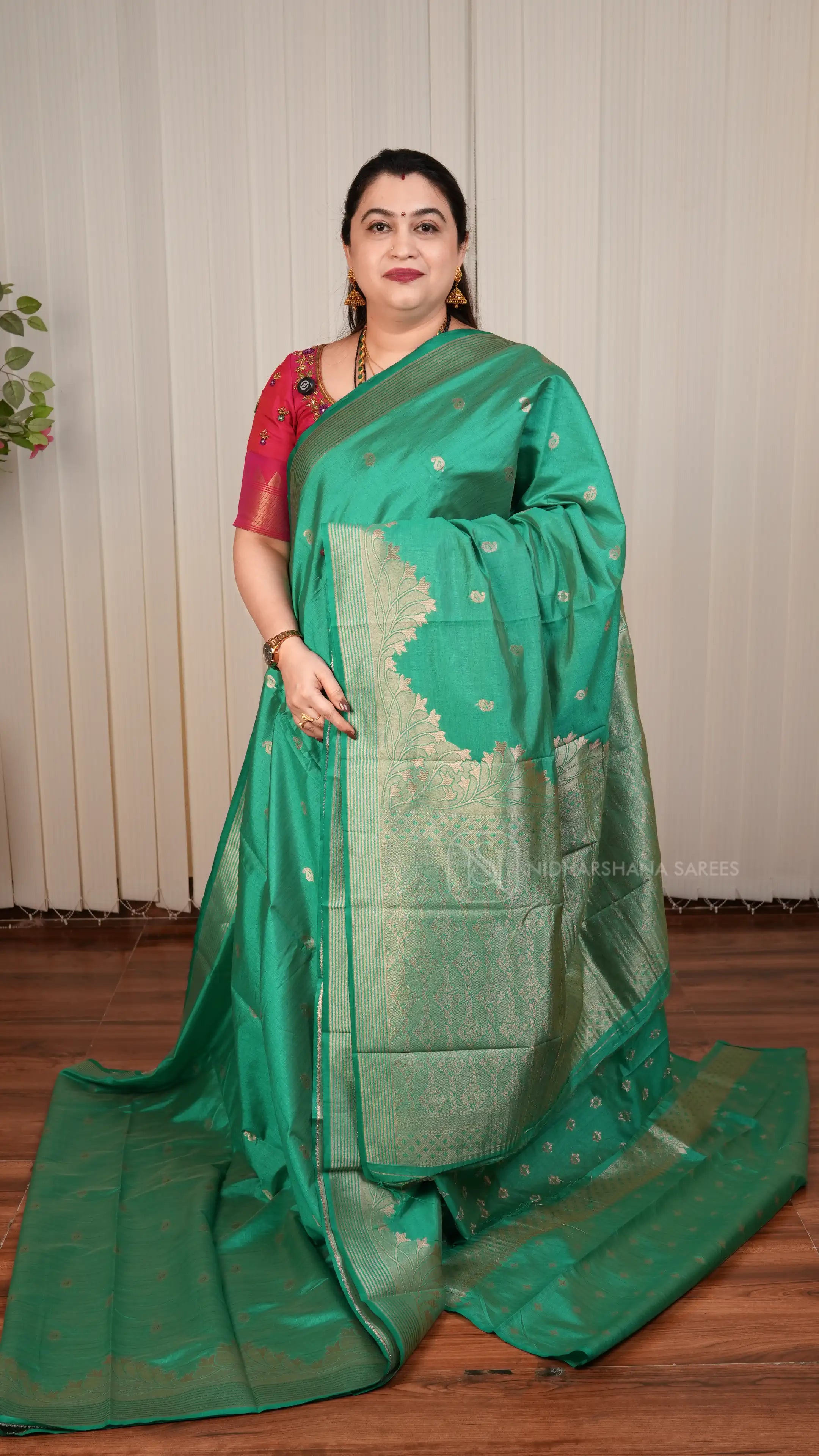 Semi Tussar Silk Saree With Mango Motif Butta And Turning Border Concept