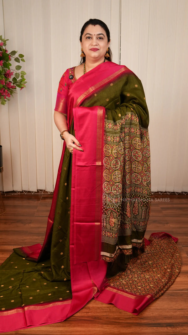 Semi Tussar Georgette Saree With Zari Butta And Satin Border