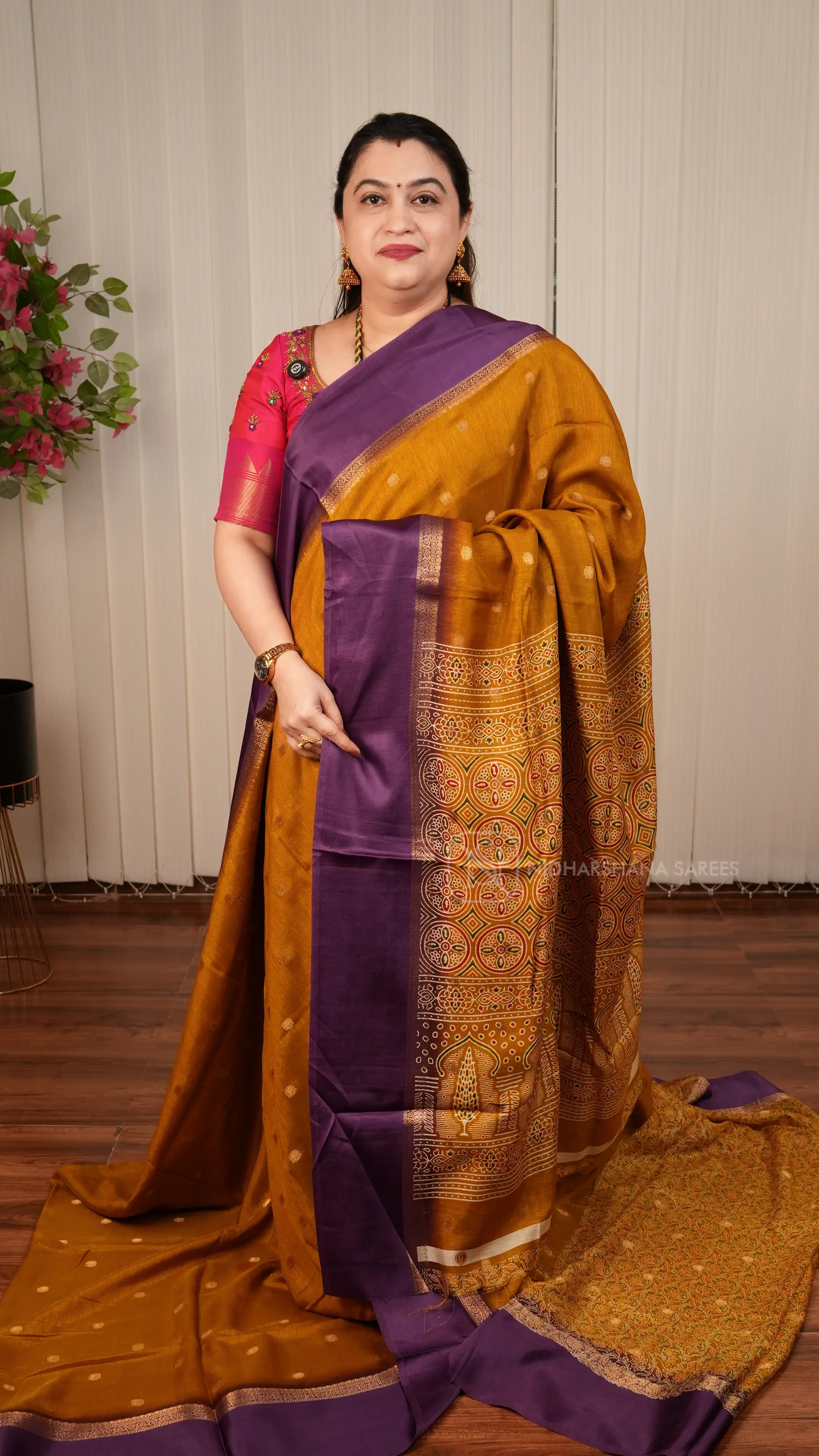 Semi Tussar Georgette Saree With Zari Butta And Satin Border