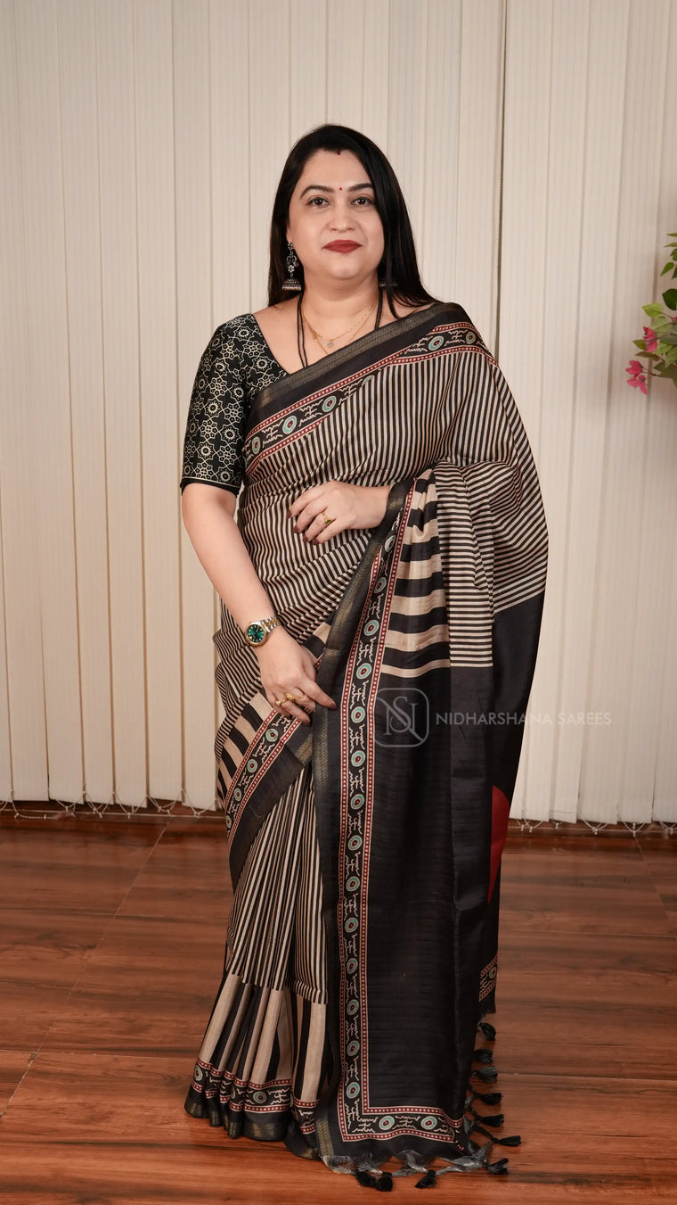 Semi Tussar Saree With Vertical Striped Printed Concept