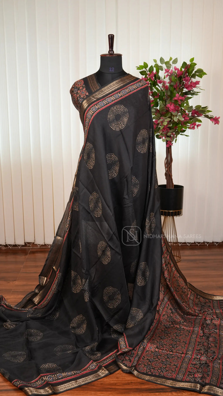 Viscose Cotton With Circular Batic Print And Zari Border