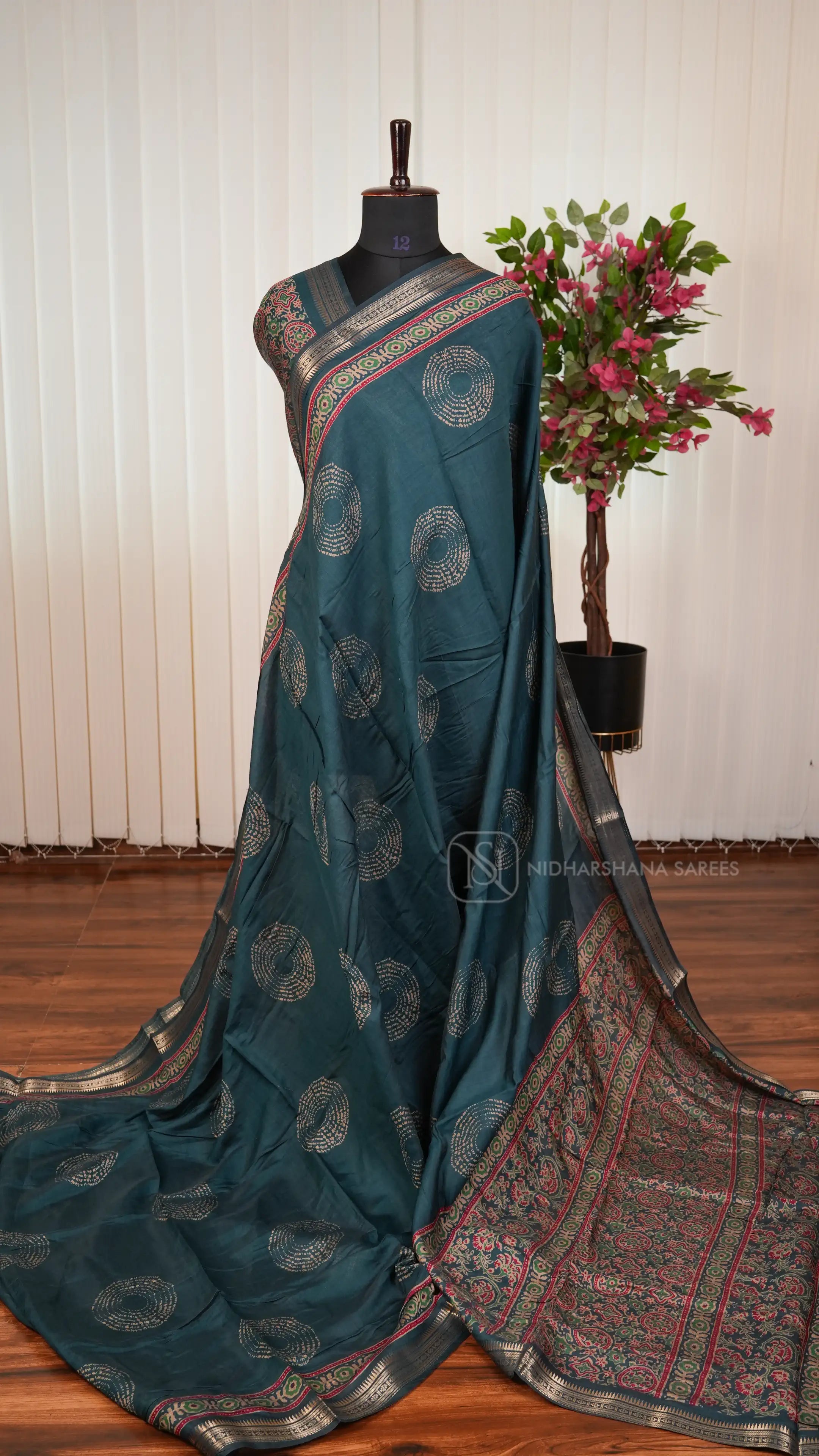 Viscose Cotton With Circular Digital Print Butta And Zari Border
