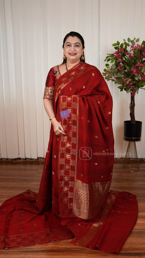 Tussar Georgette Saree With Zari Butta And Zari Border
