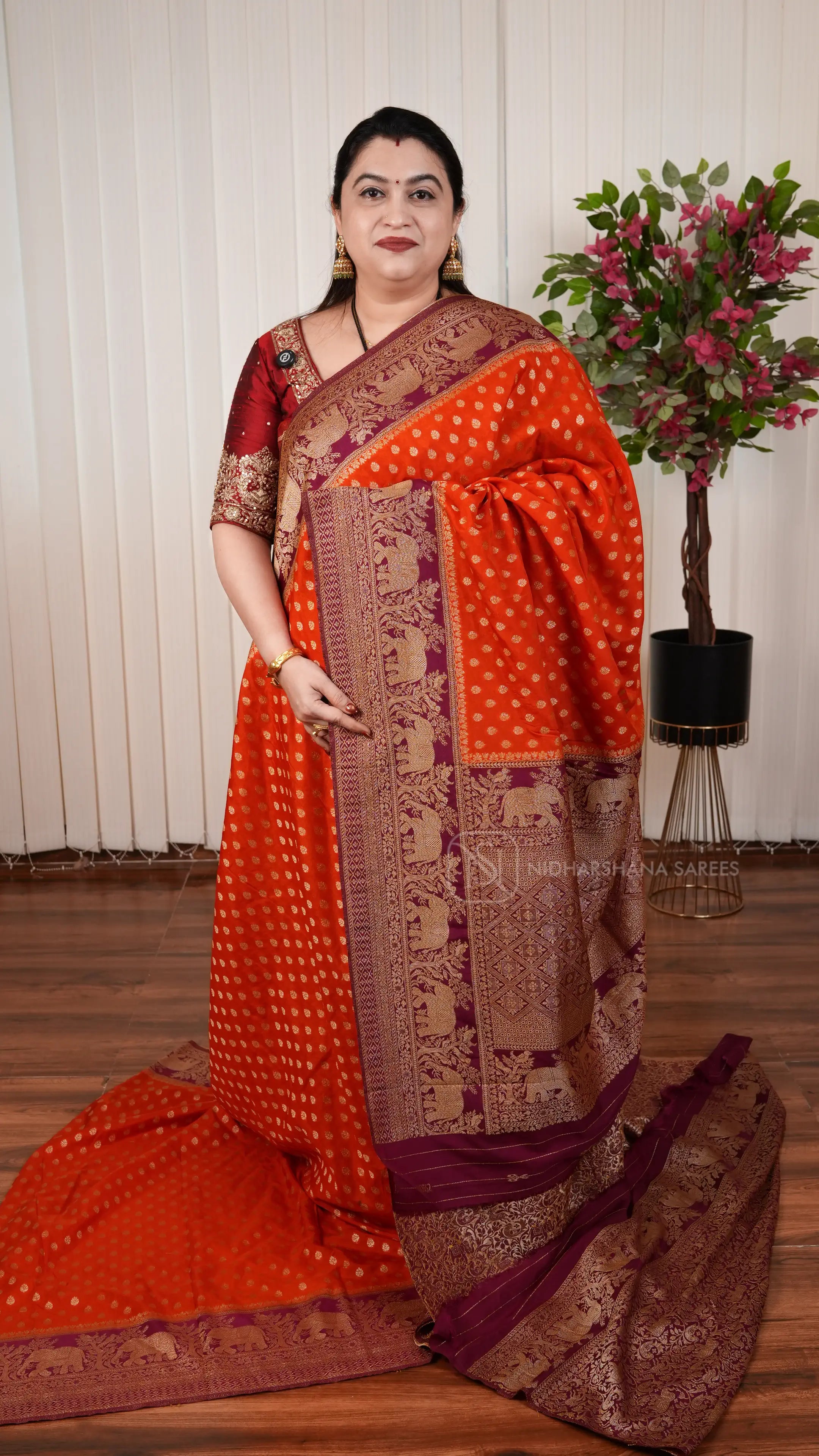 Semi Georgette Saree With Zari Butta And Elephant Weaving Contrast Border