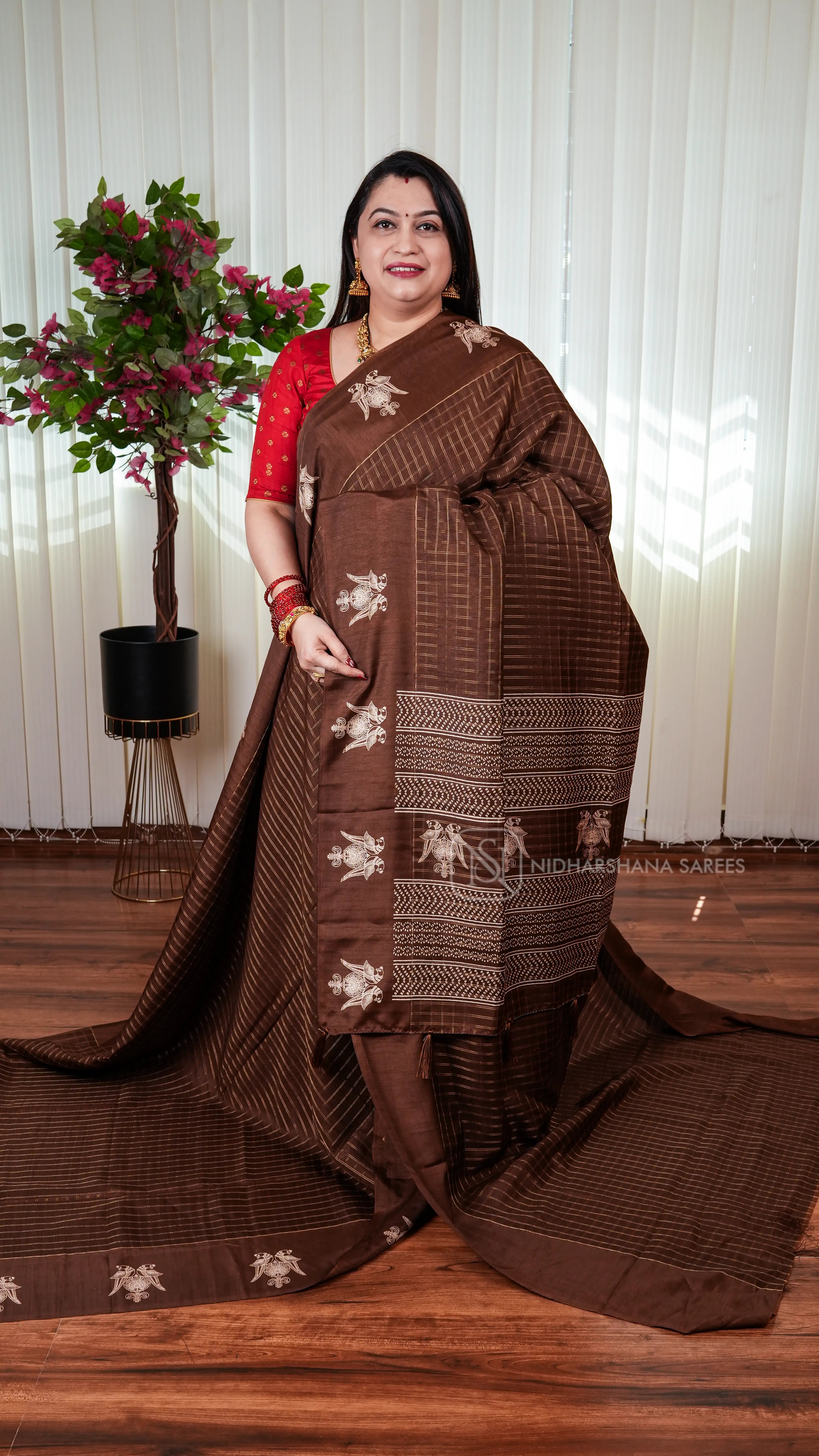 Semi Tussar With Zari Checks And Digital Print Border
