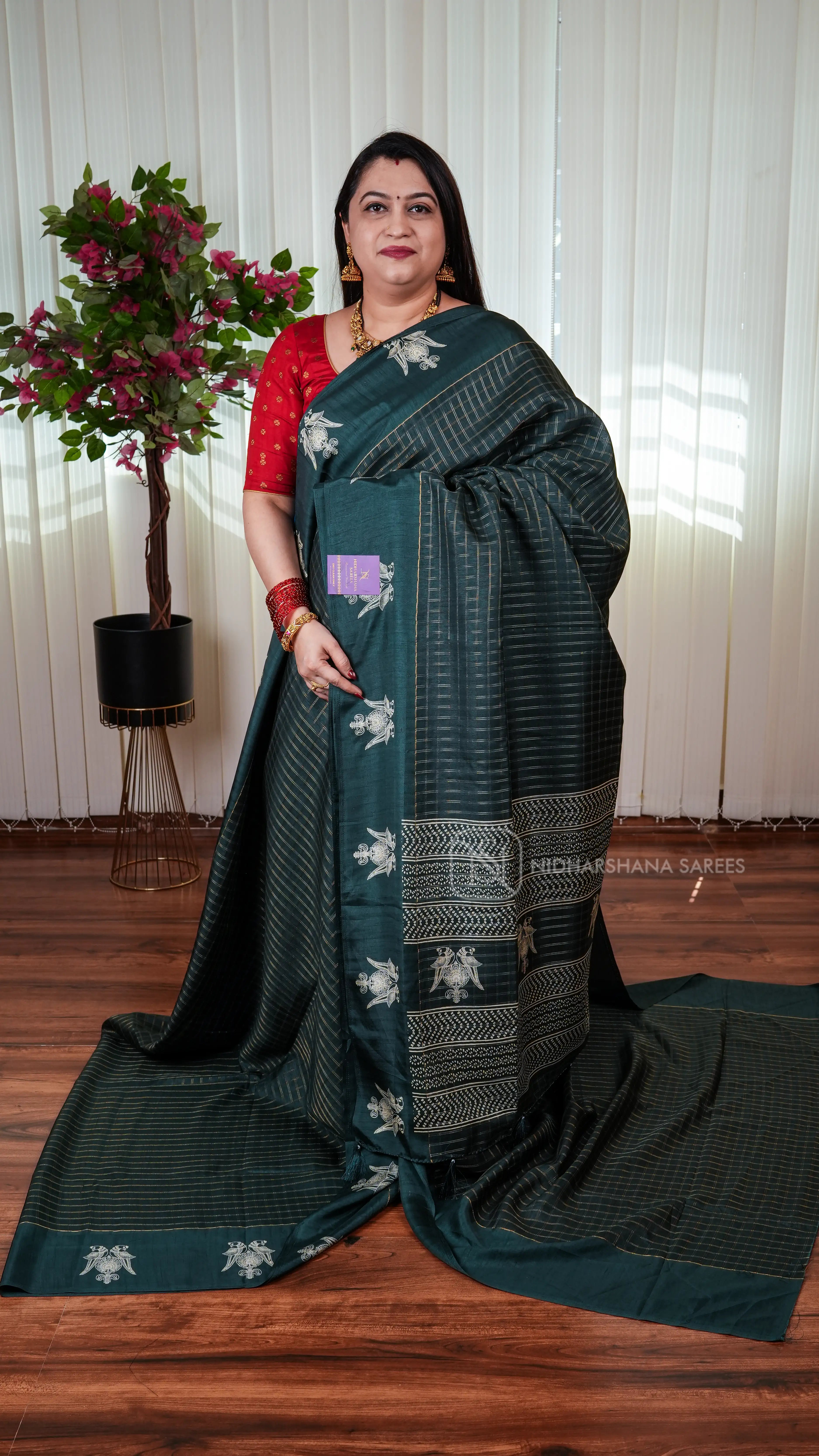 Semi Tussar With Zari Checks And Digital Print Border