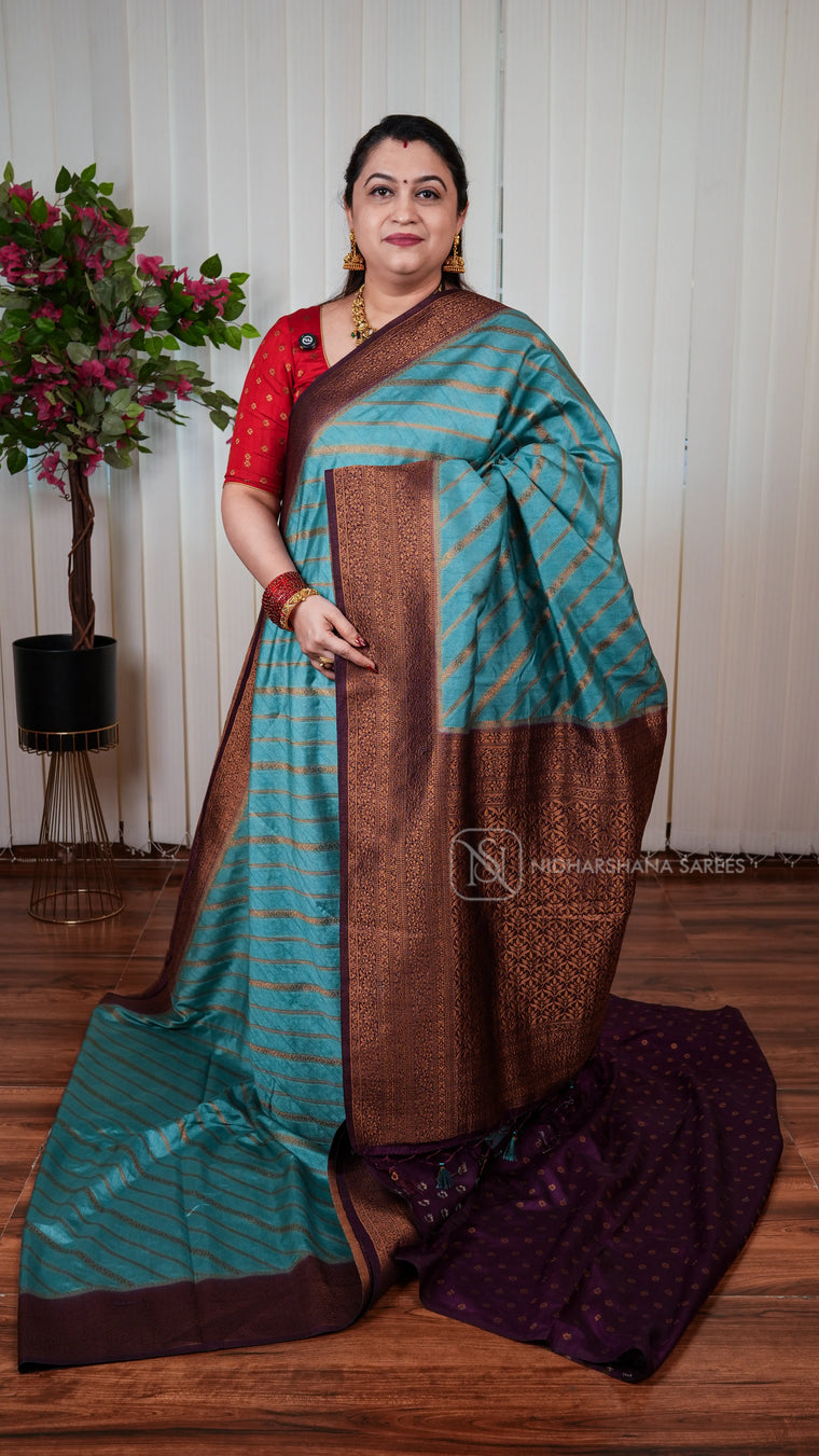 Kathan Silk Saree With Antic Zari Lehariya Concept And Contrast Border