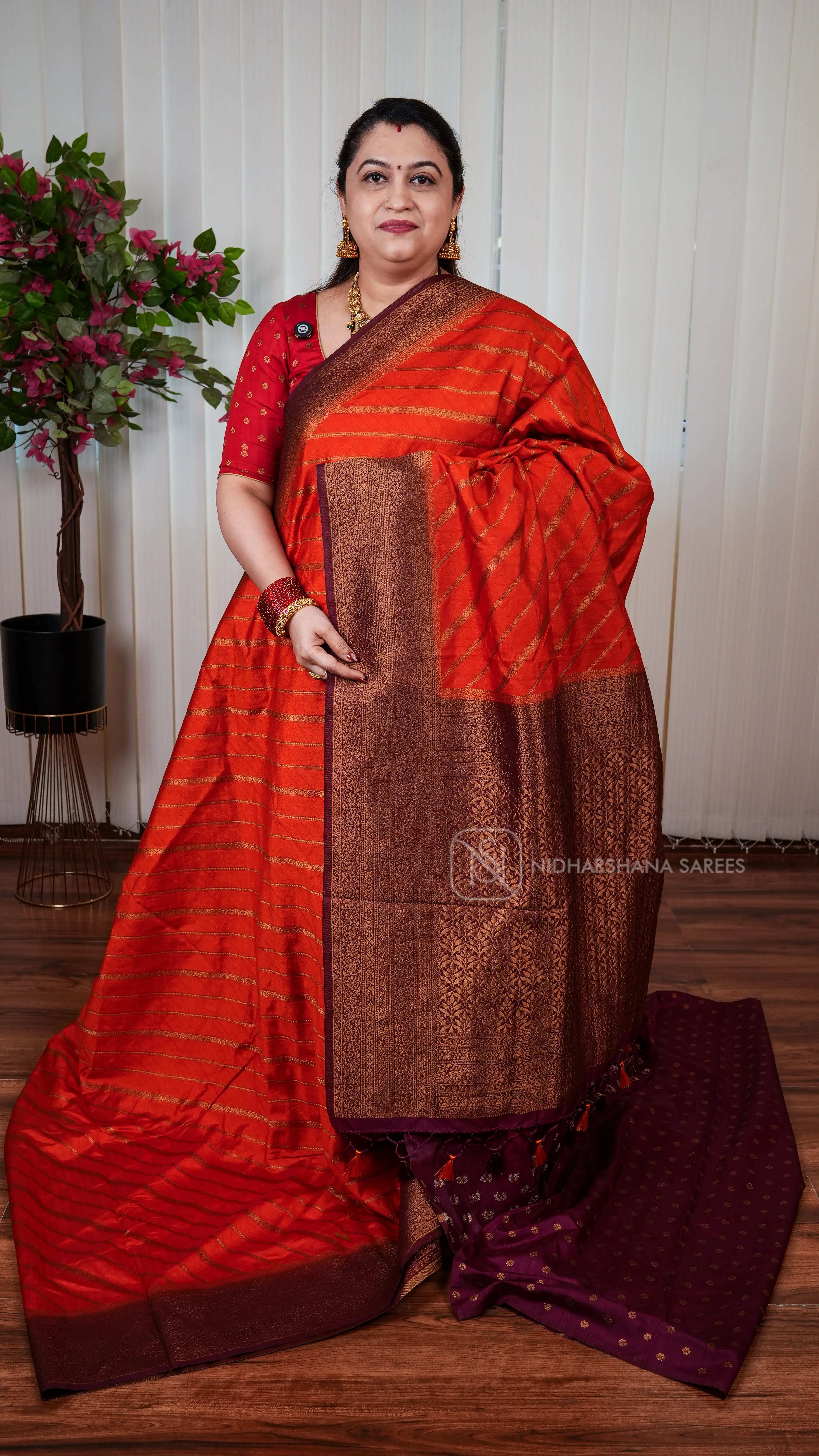 Kathan Silk Saree With Antic Zari Lehariya Concept And Contrast Border