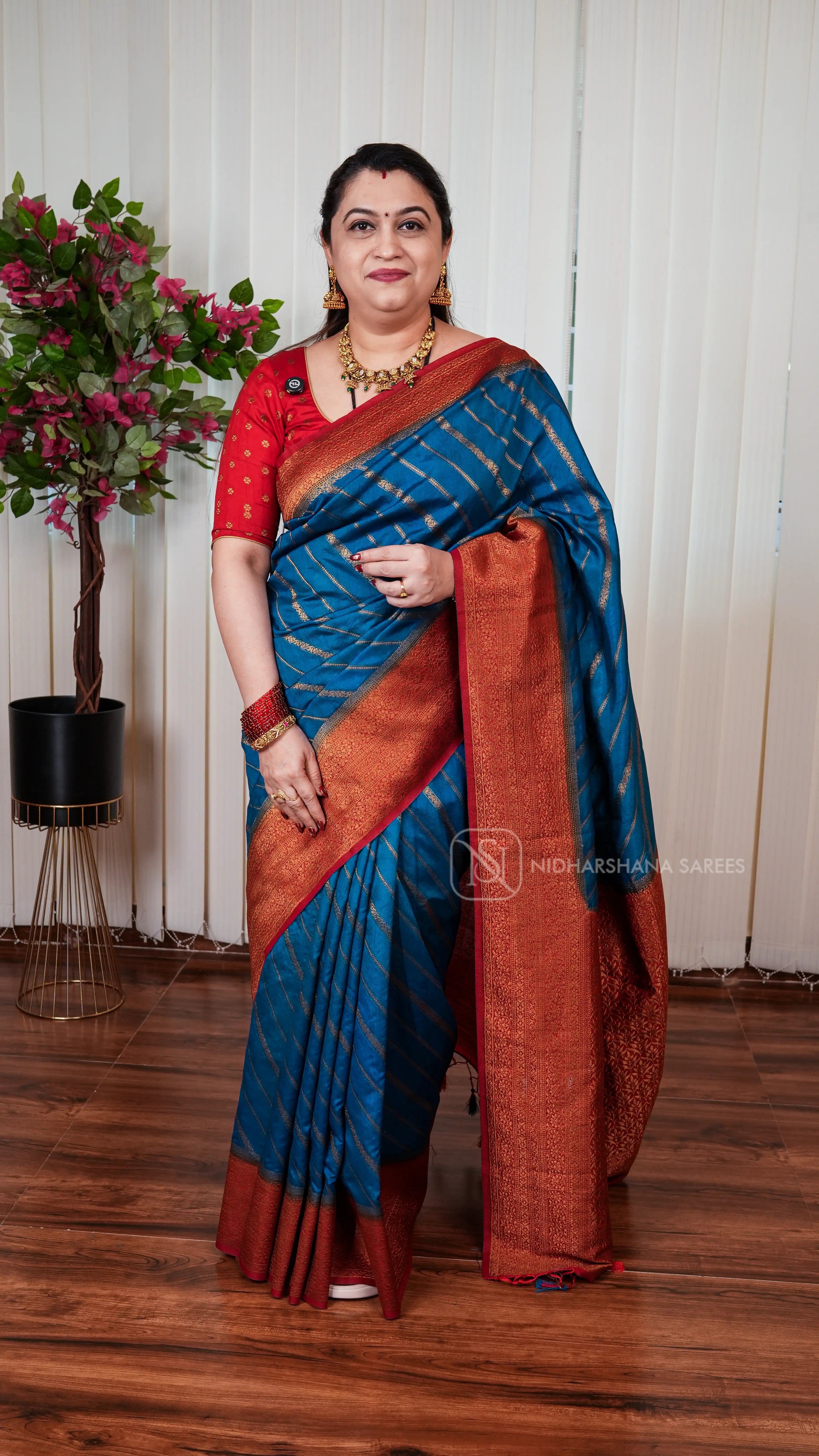 Kathan Silk Saree With Antic Zari Lehariya Concept And Contrast Border