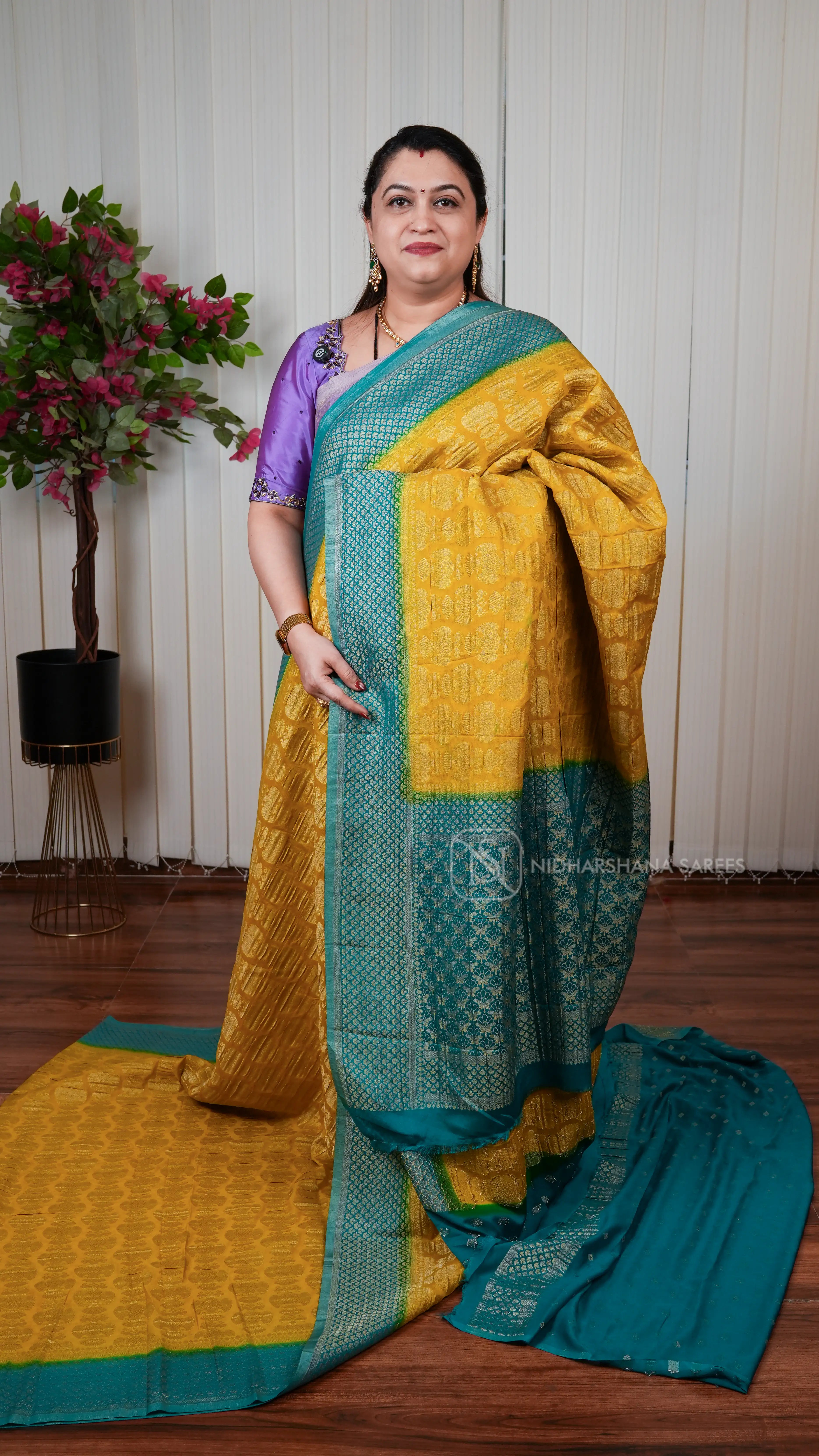 Crepe Georgette With Zari Gandaberunda Concept And Contrast Border