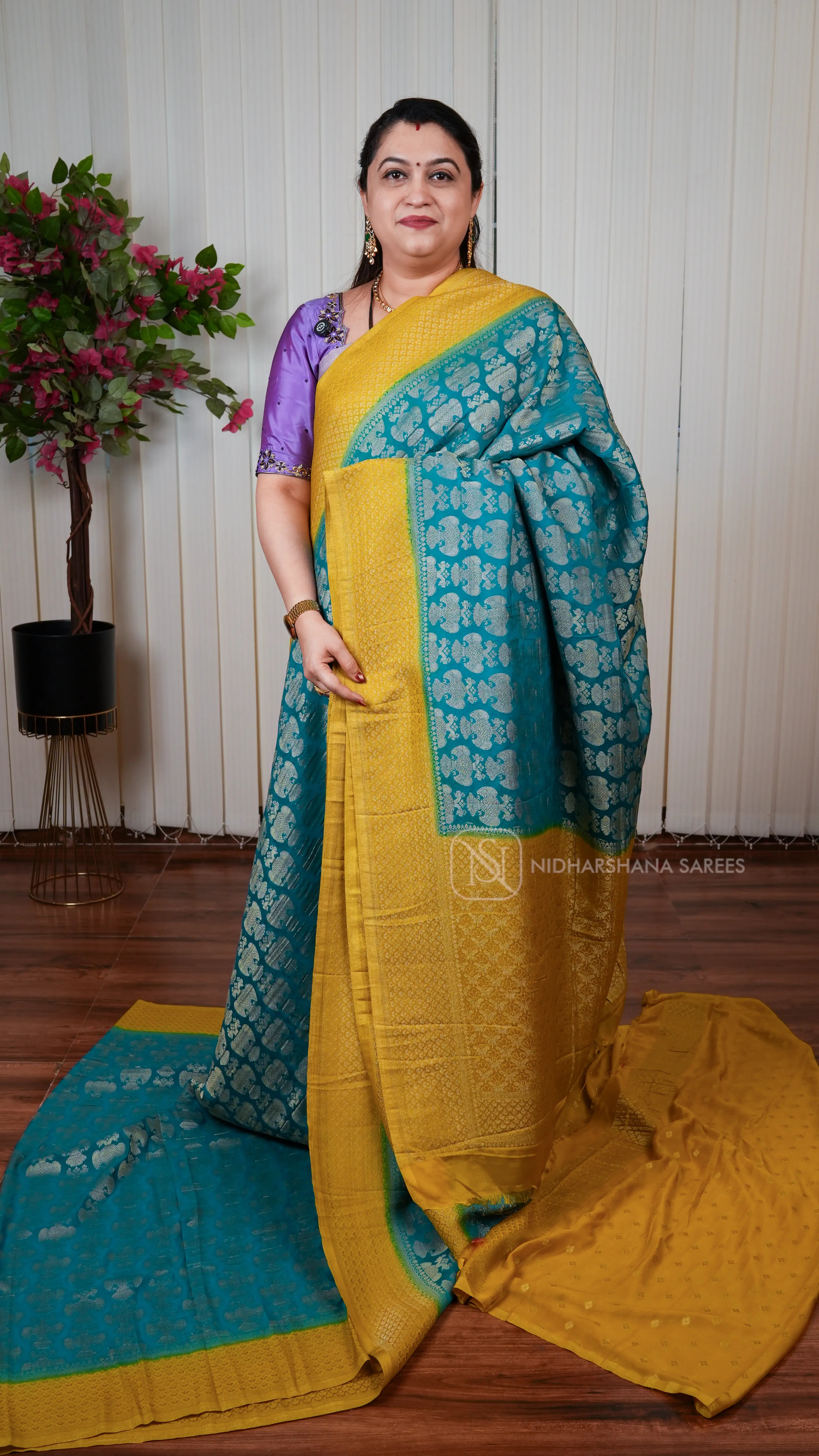 Crepe Georgette With Zari Gandaberunda Concept And Contrast Border