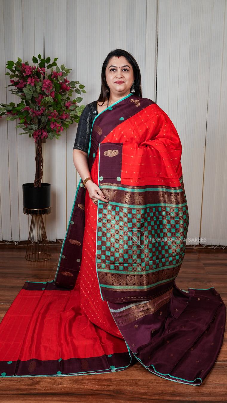 Pure Viscose Crepe With Zari Butta And Mango Motif COntrast Border