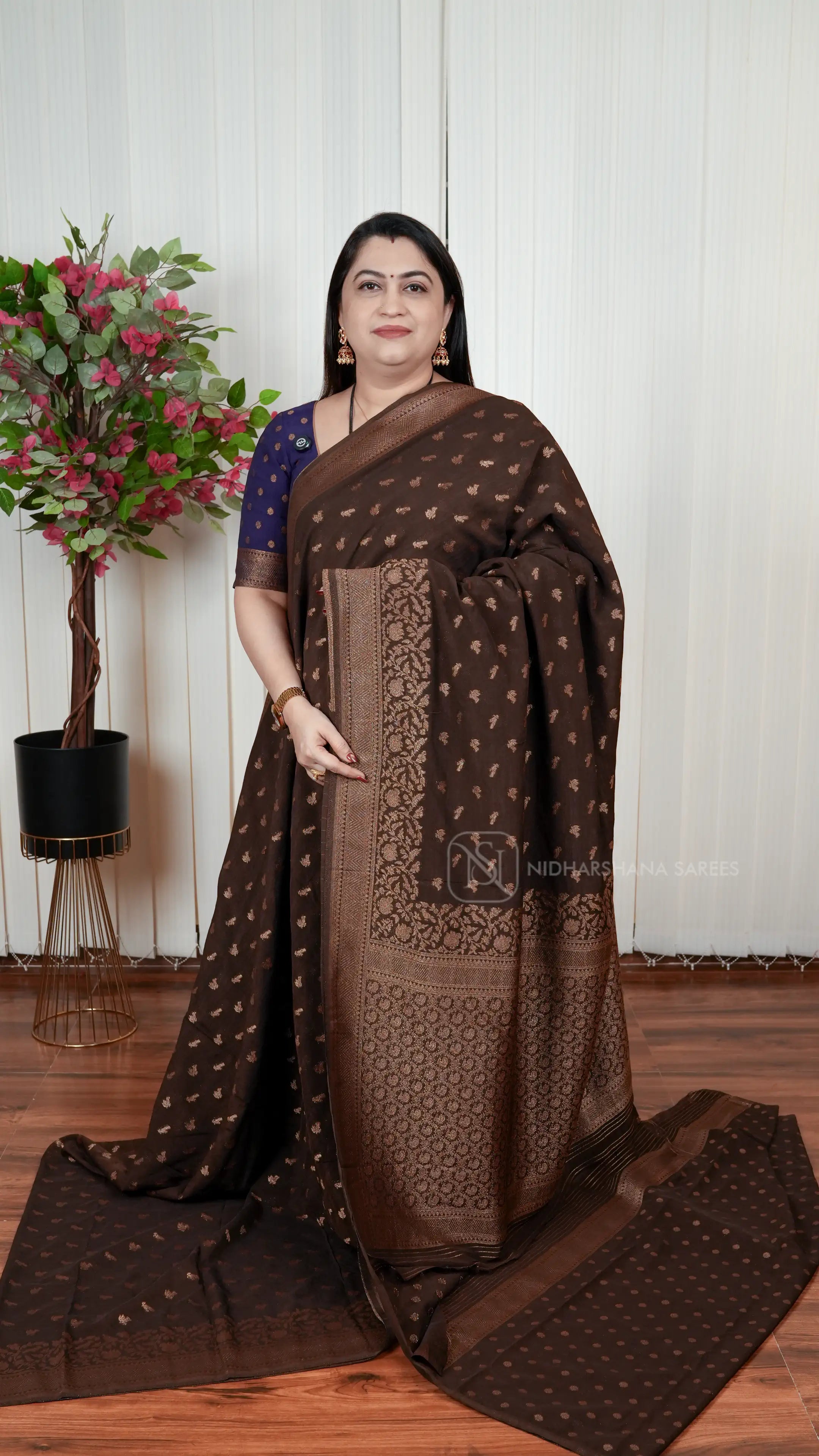 Semi Banarasi Georgette With Antic Zari Bird Weaving Butta And Zari Weaving Border