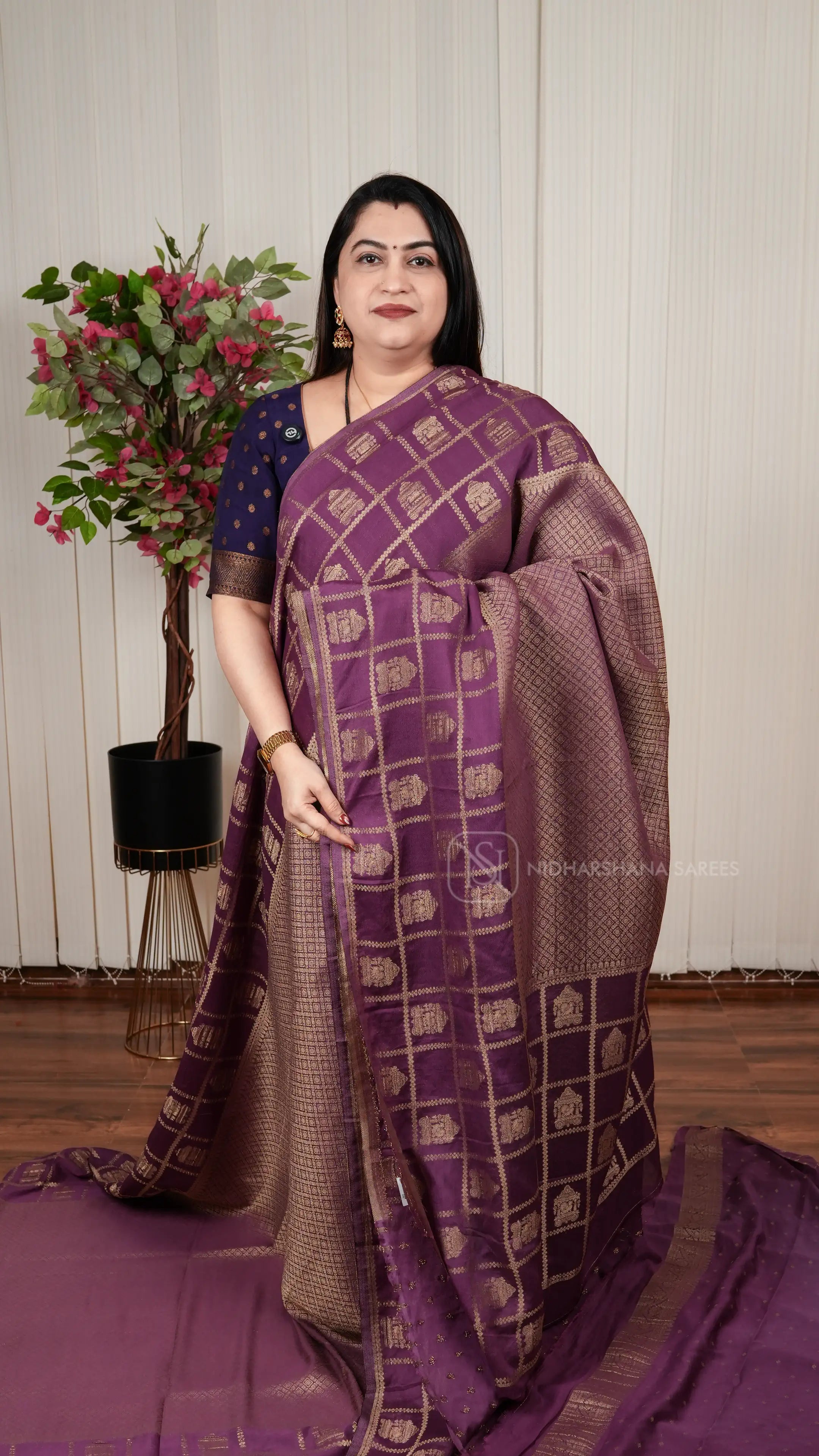 Crush Georgette Saree With Zari Checks And Temple Motif Weaving Border