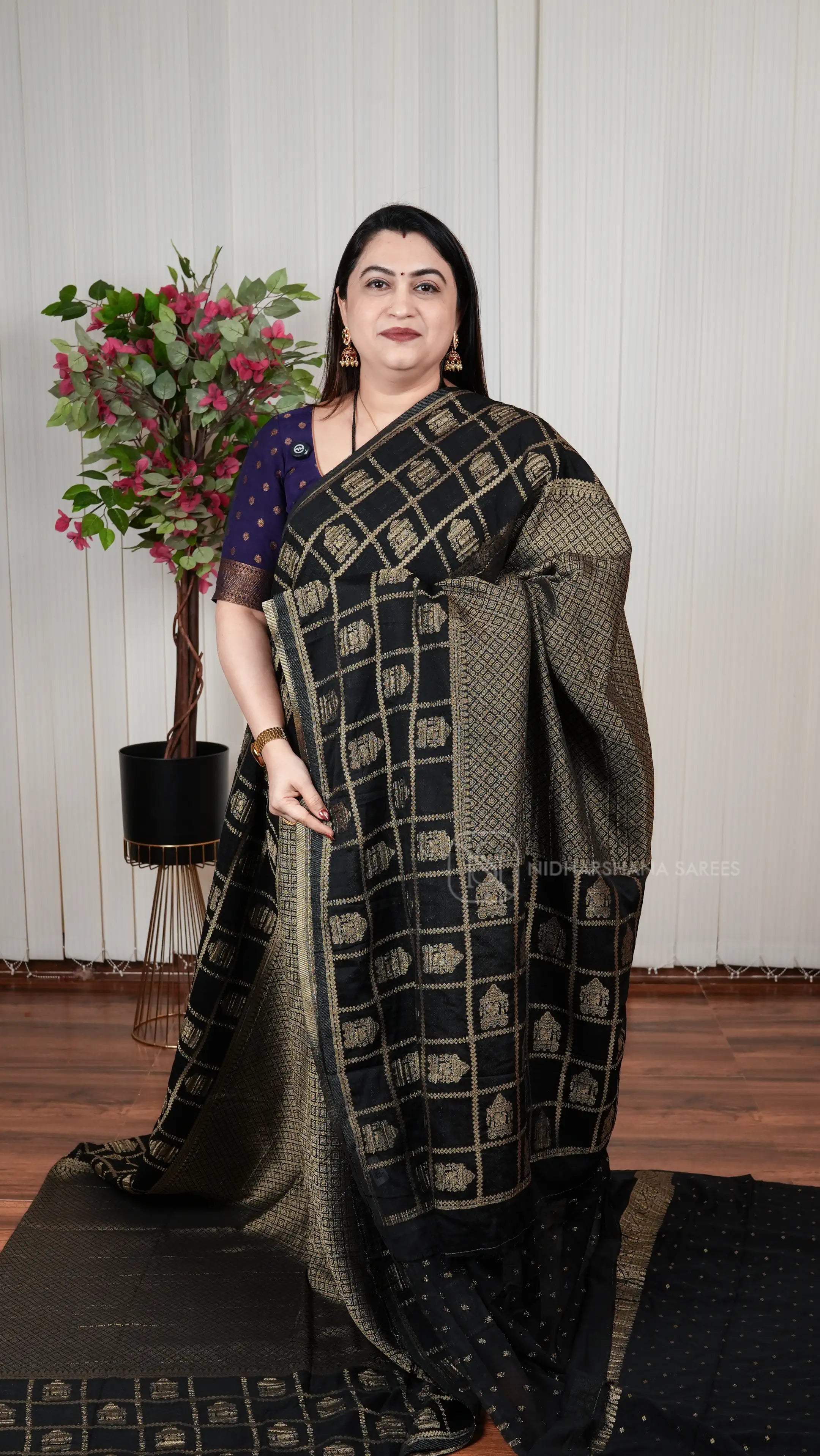 Crush Georgette Saree With Zari Checks And Temple Motif Weaving Border