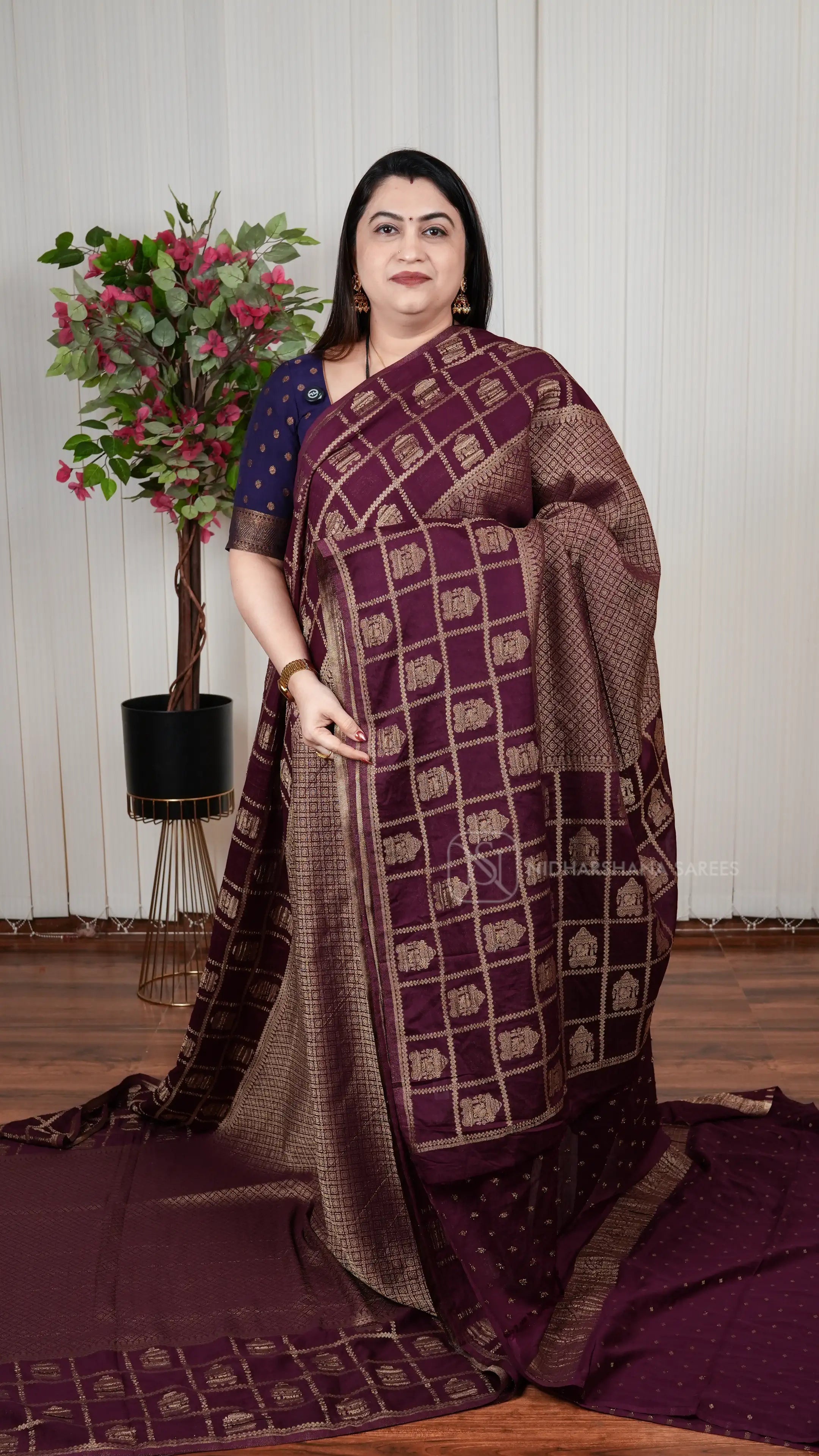 Crush Georgette Saree With Zari Checks And Temple Motif Weaving Border